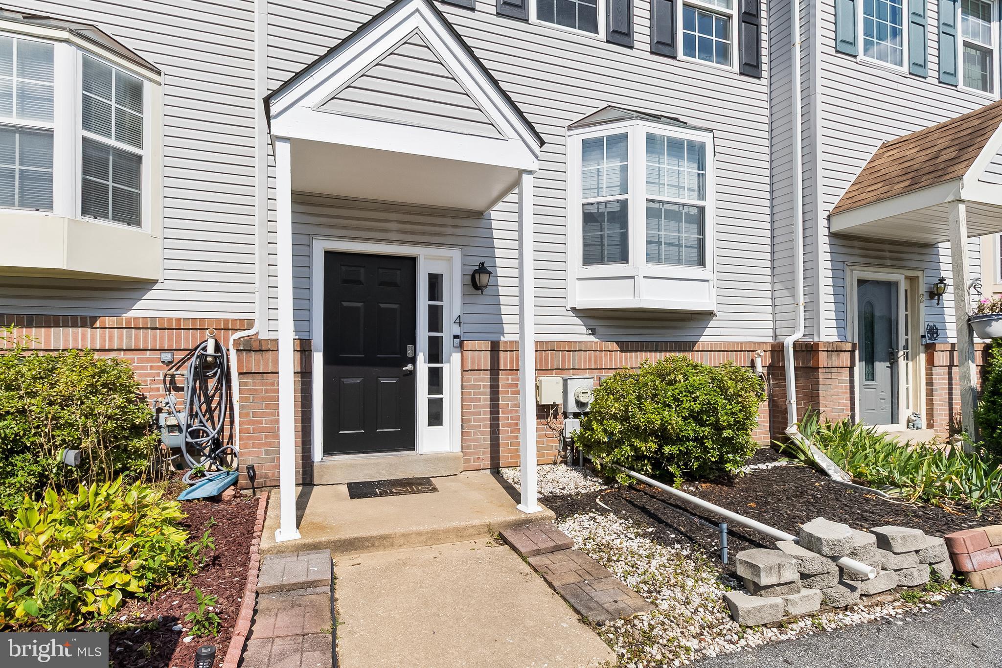 4 WINTON LANE