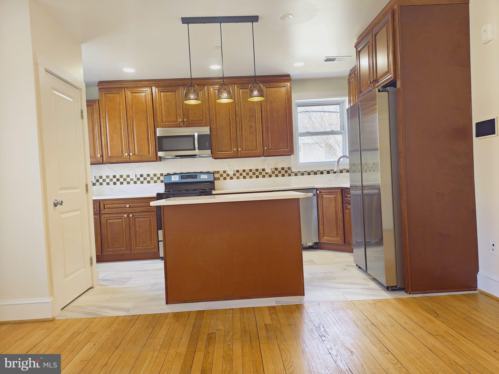 CONGRESS HEIGHTS - Residential Lease