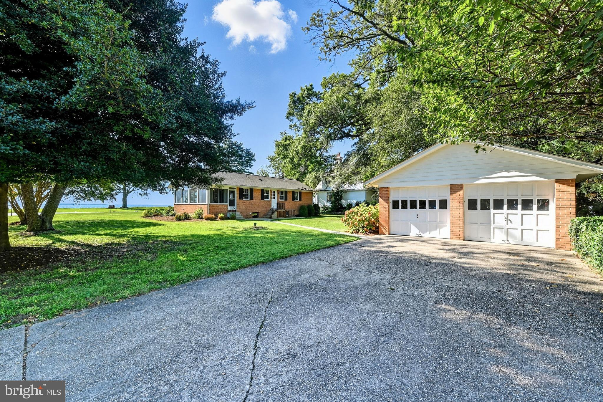 BAY RIDGE - Residential