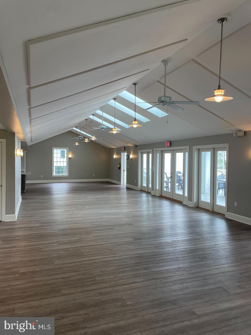 BAY RIDGE - Residential