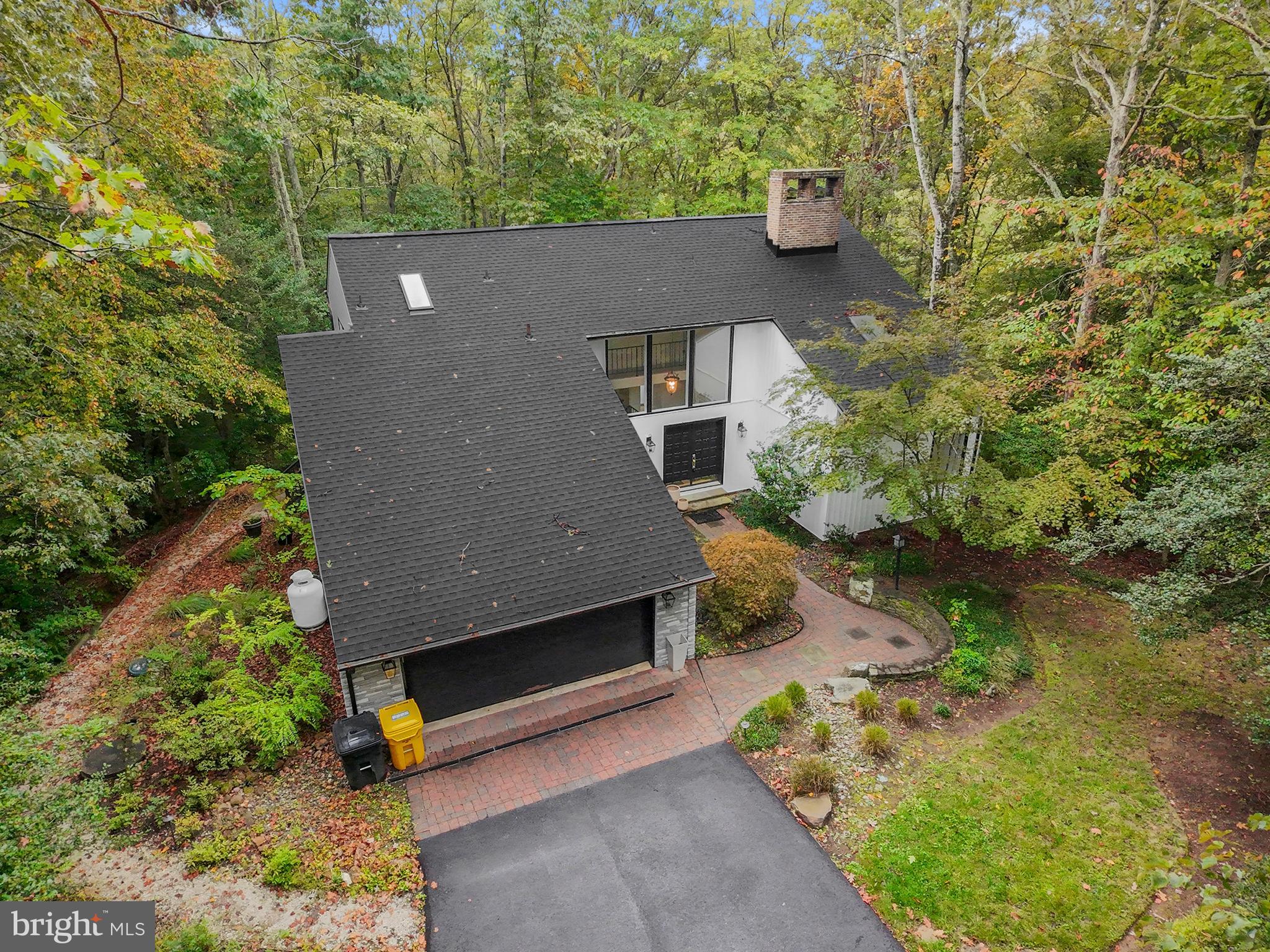 HUNTINGTON WOODS - Residential