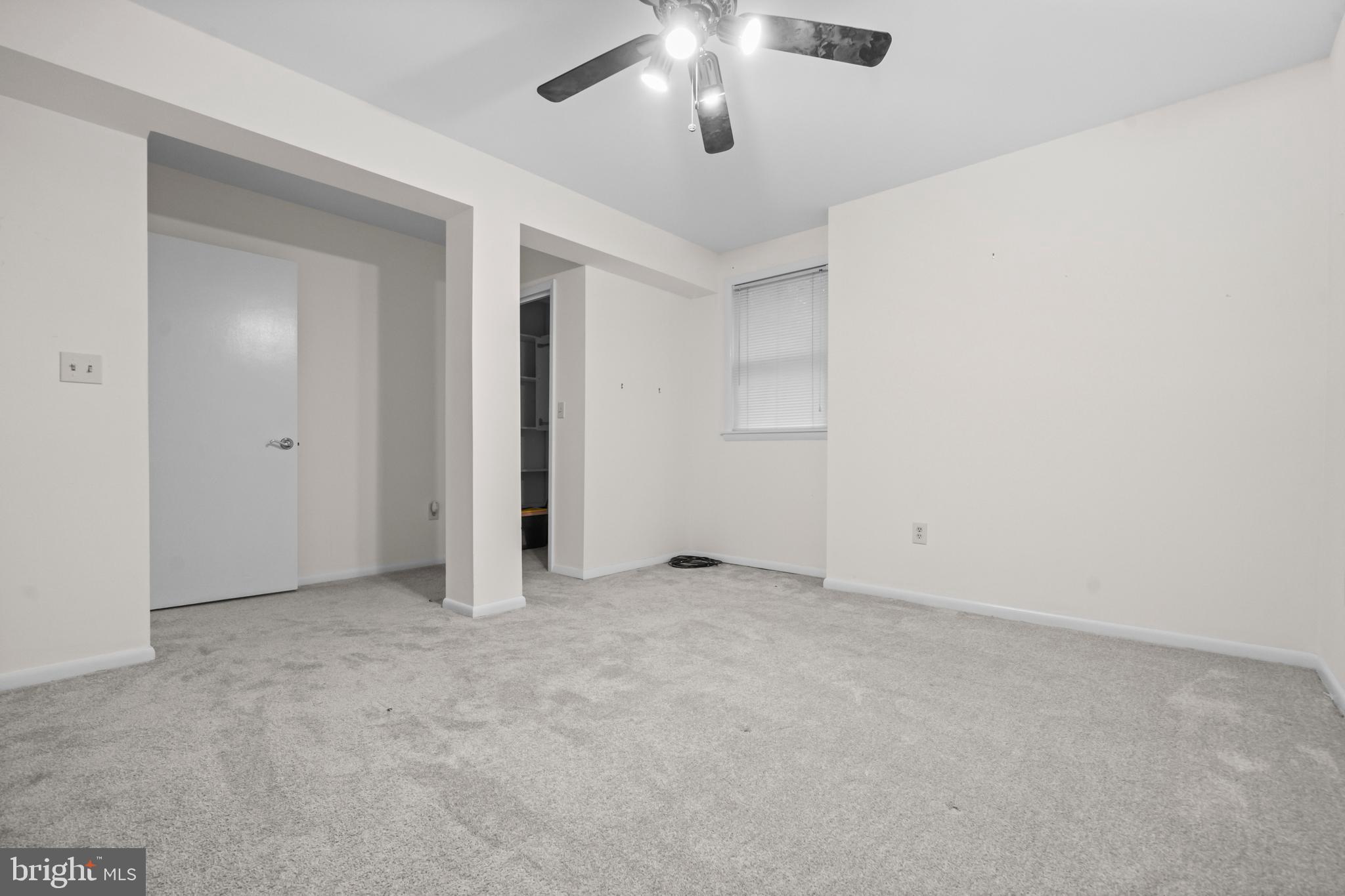 HUNTINGTON WOODS - Residential