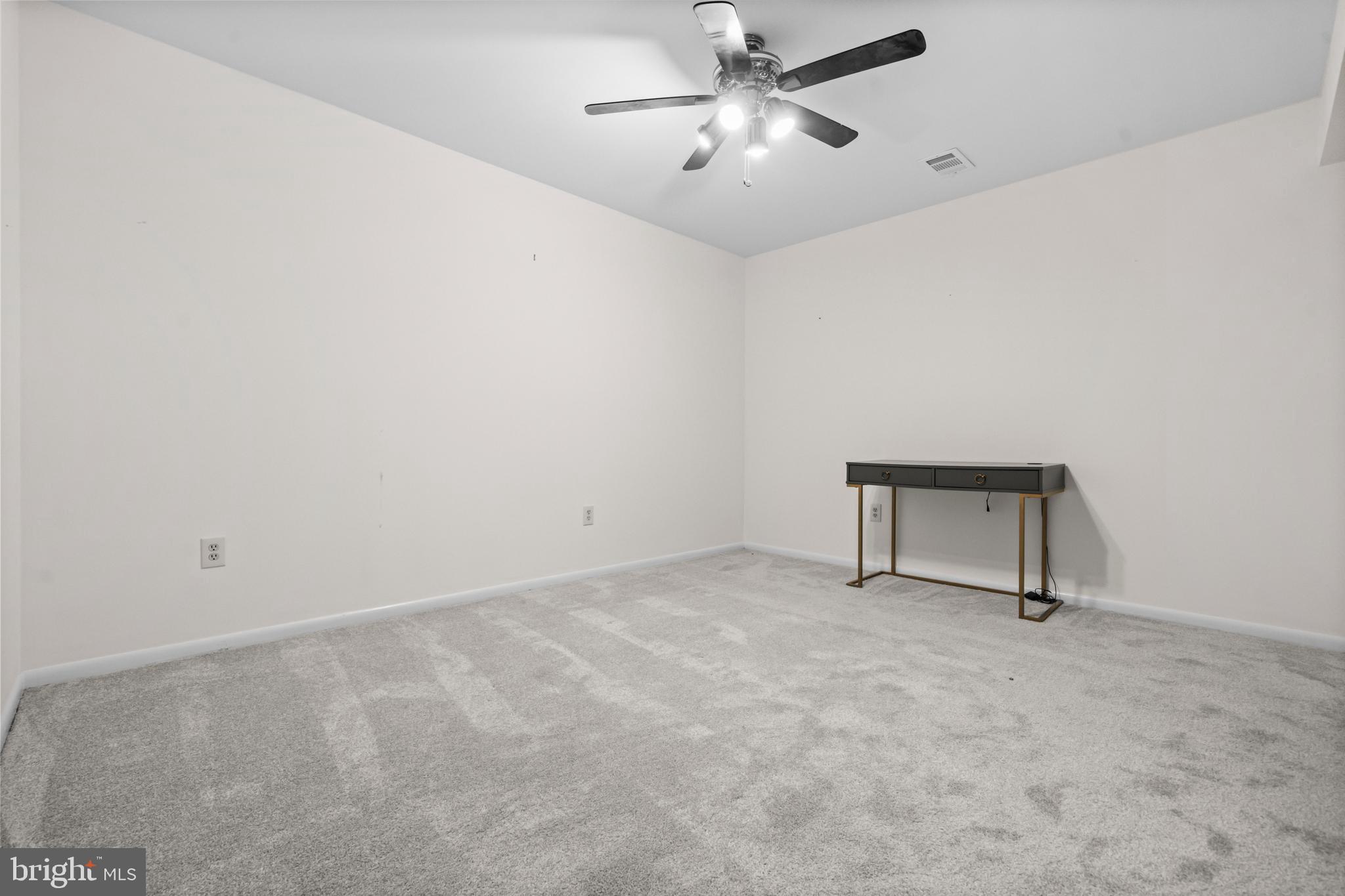 HUNTINGTON WOODS - Residential