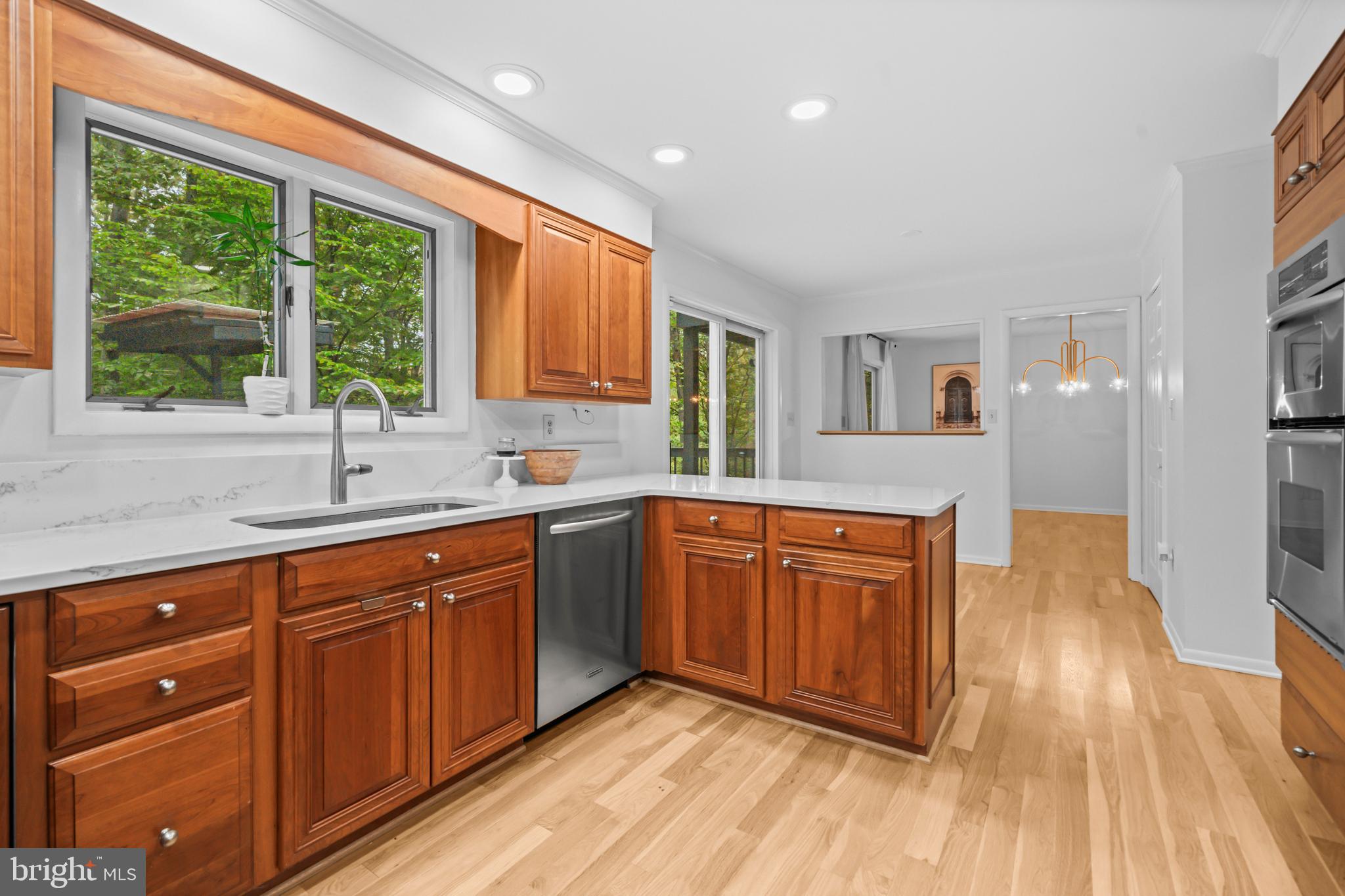 HUNTINGTON WOODS - Residential