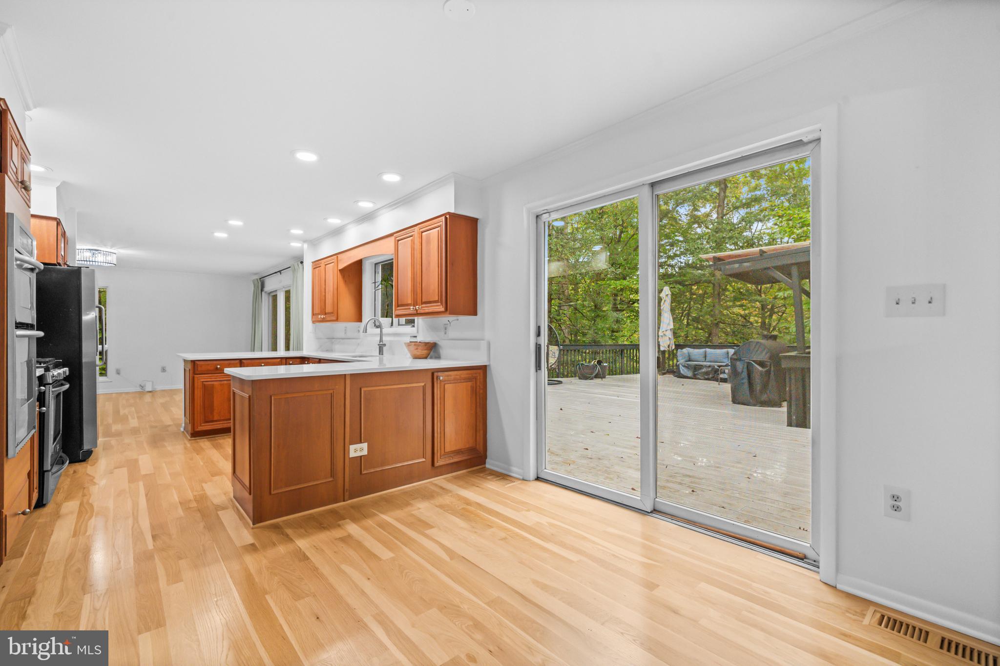 HUNTINGTON WOODS - Residential