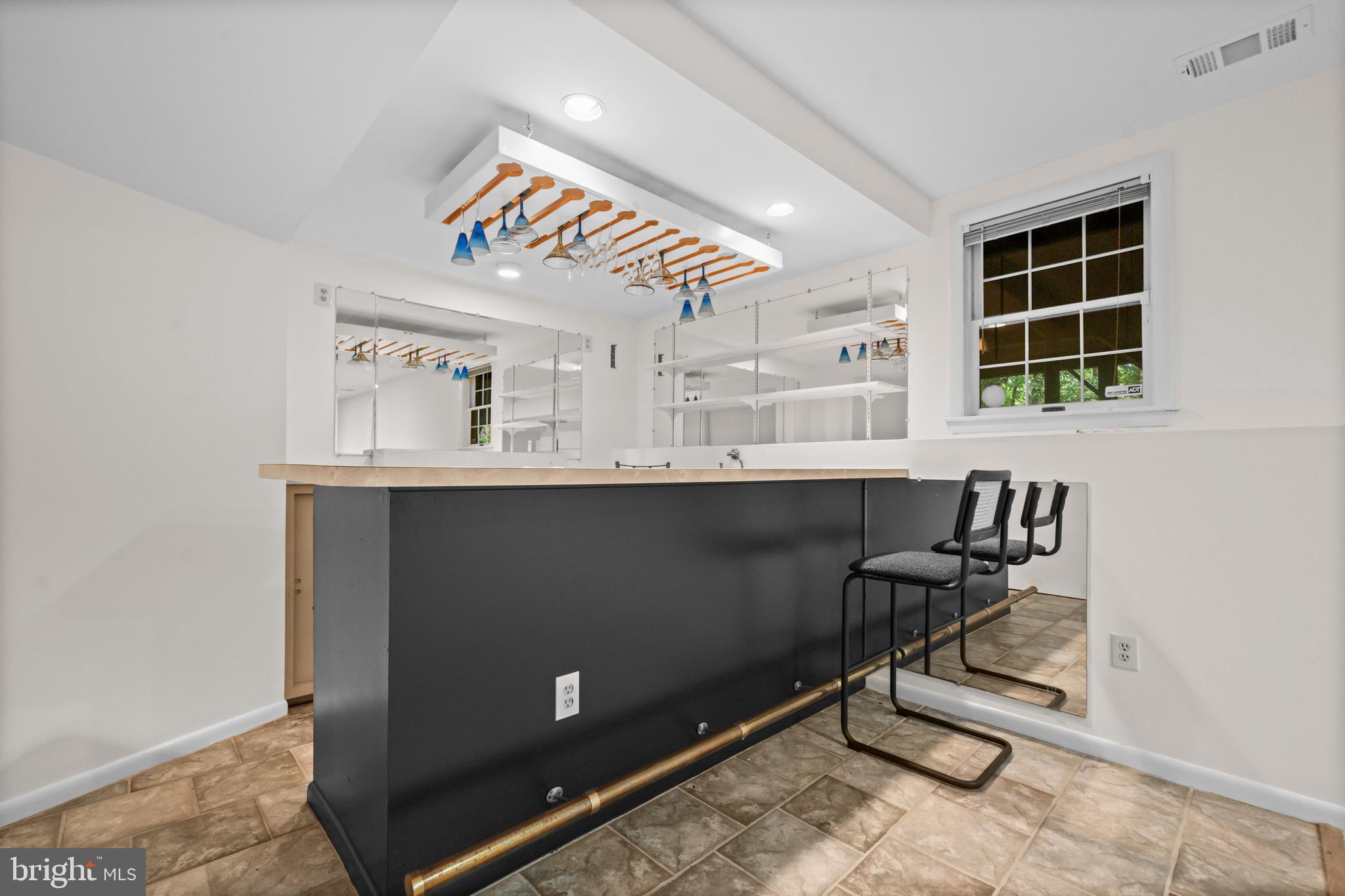 HUNTINGTON WOODS - Residential