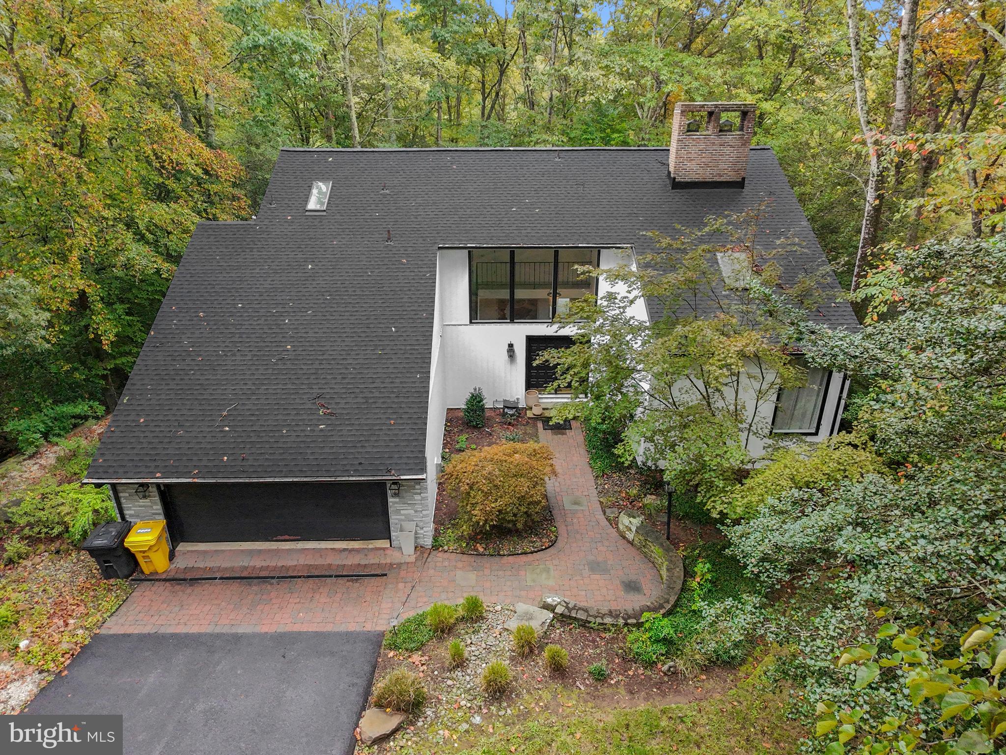 HUNTINGTON WOODS - Residential