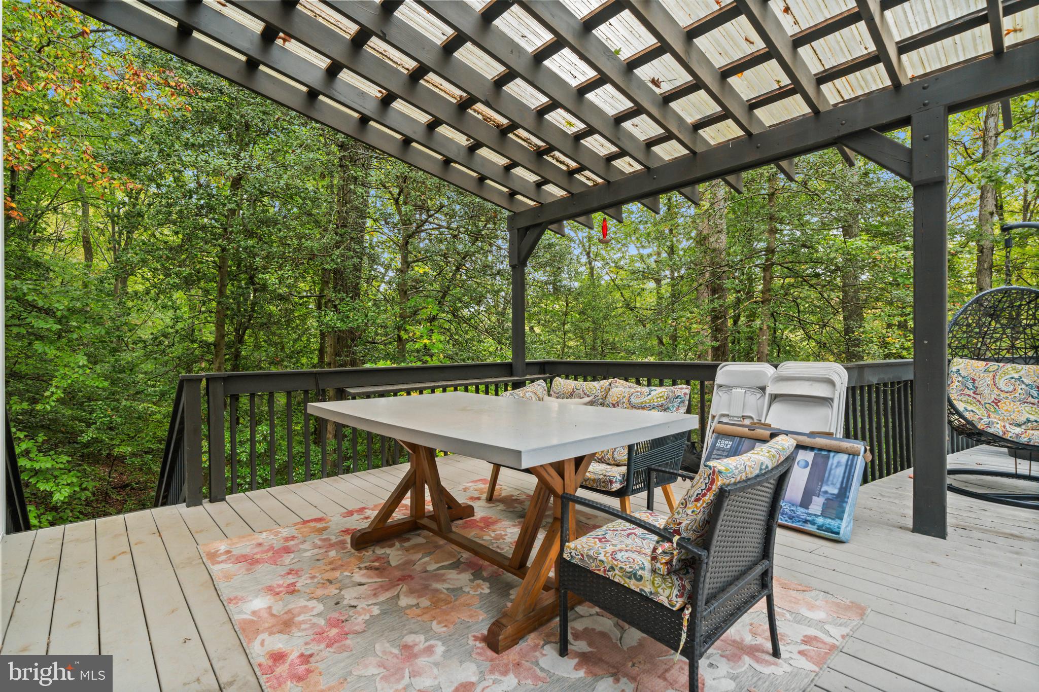 HUNTINGTON WOODS - Residential