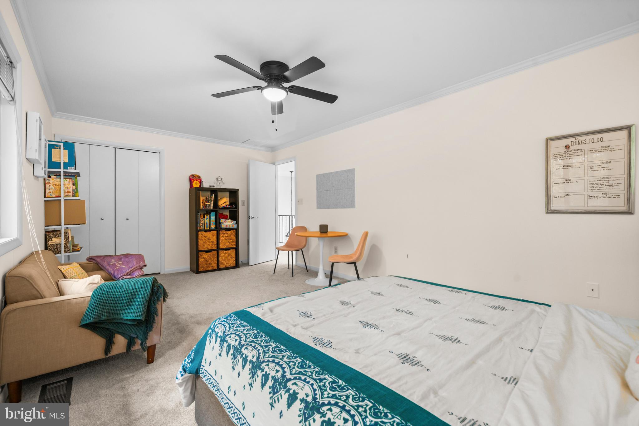 HUNTINGTON WOODS - Residential