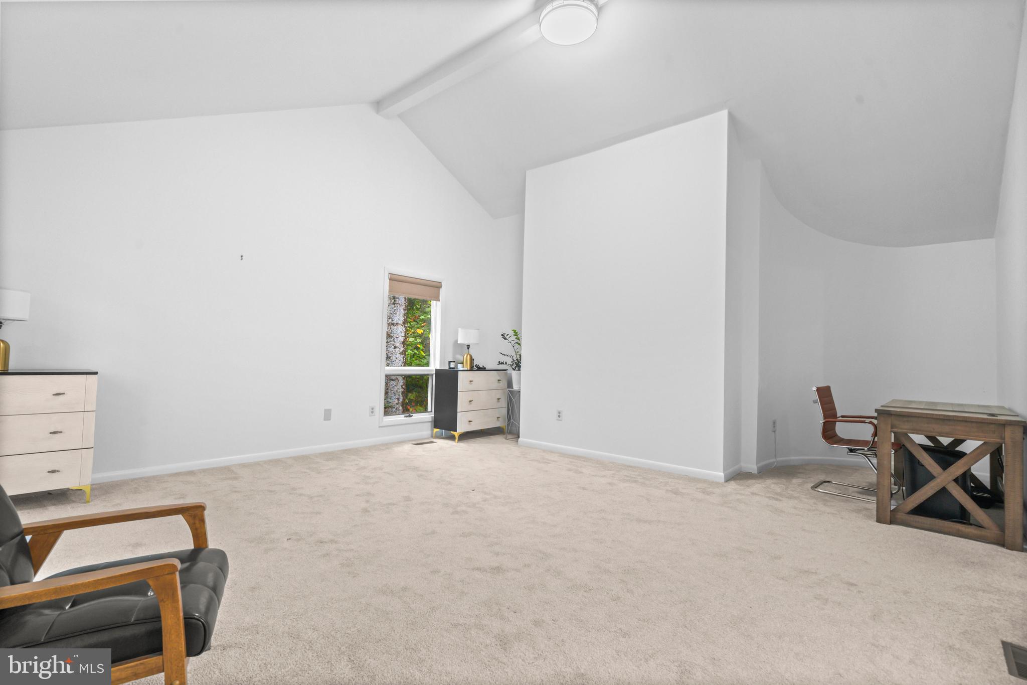 HUNTINGTON WOODS - Residential