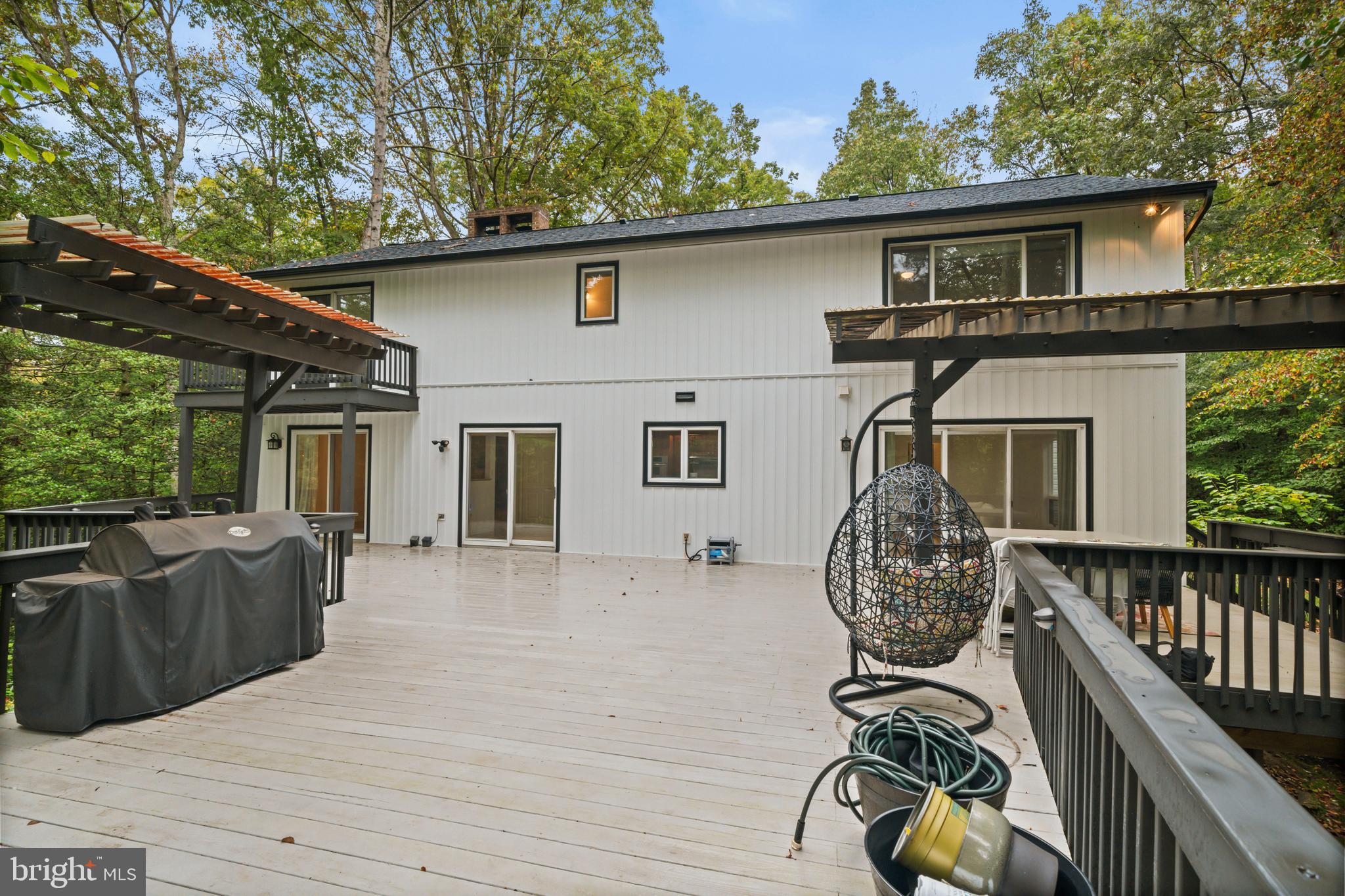 HUNTINGTON WOODS - Residential