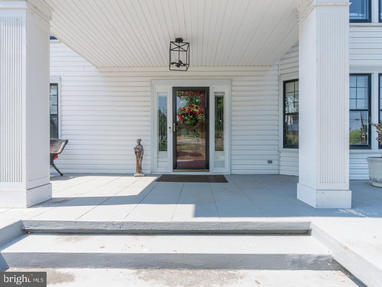 113 W MAIN STREET
