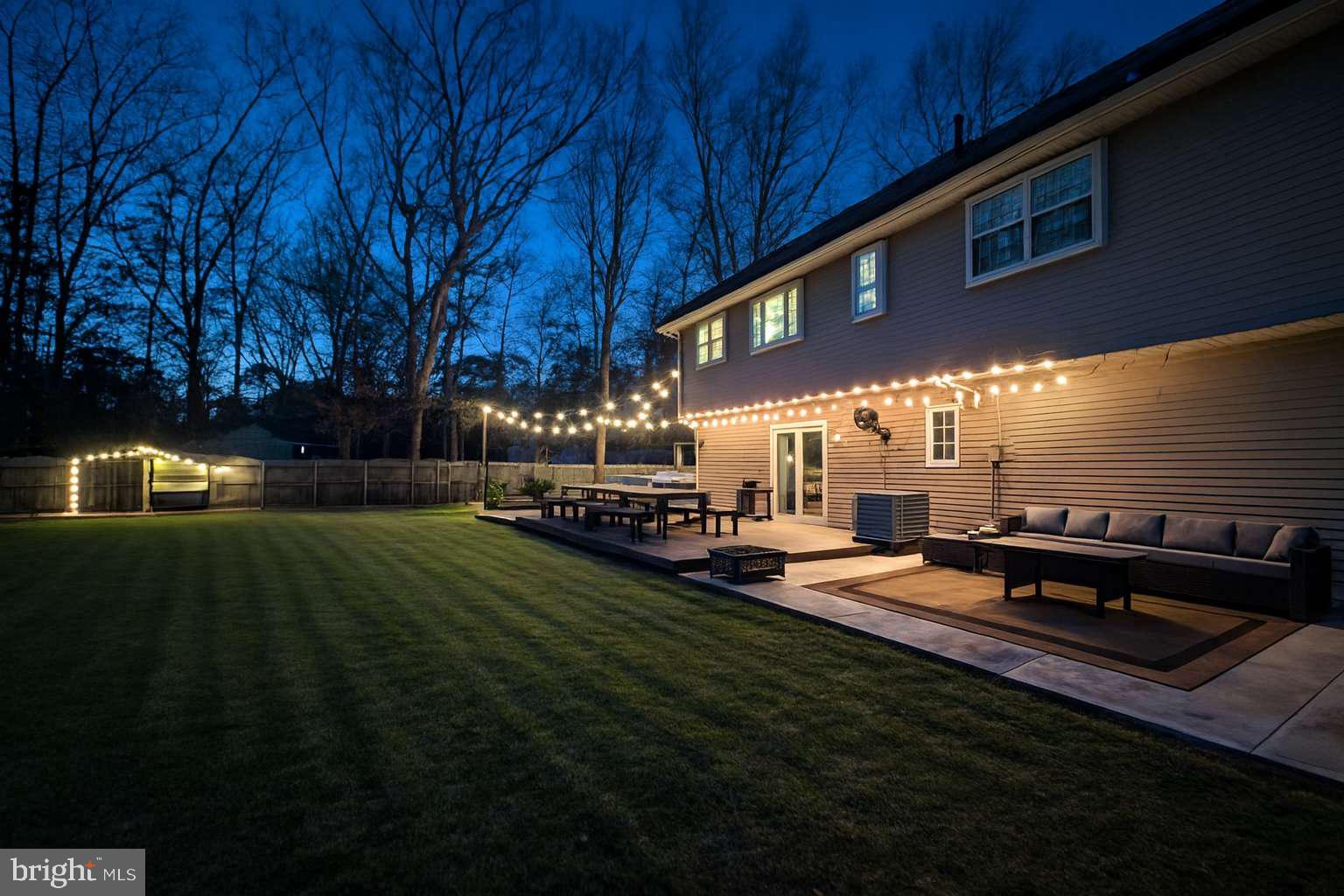 4649 N BLACK OAK CIRCLE