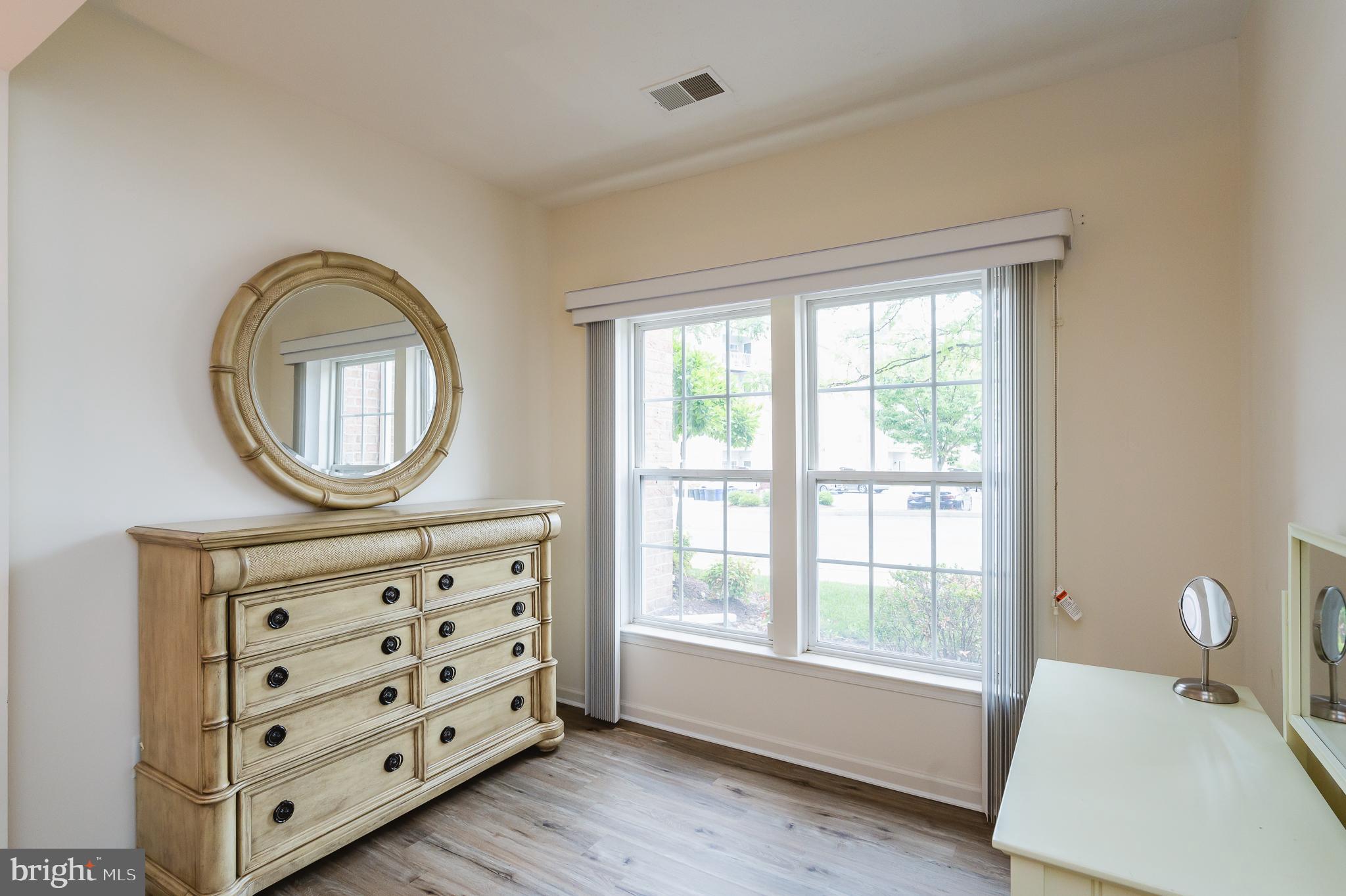 PERRY HALL FARMS - Residential