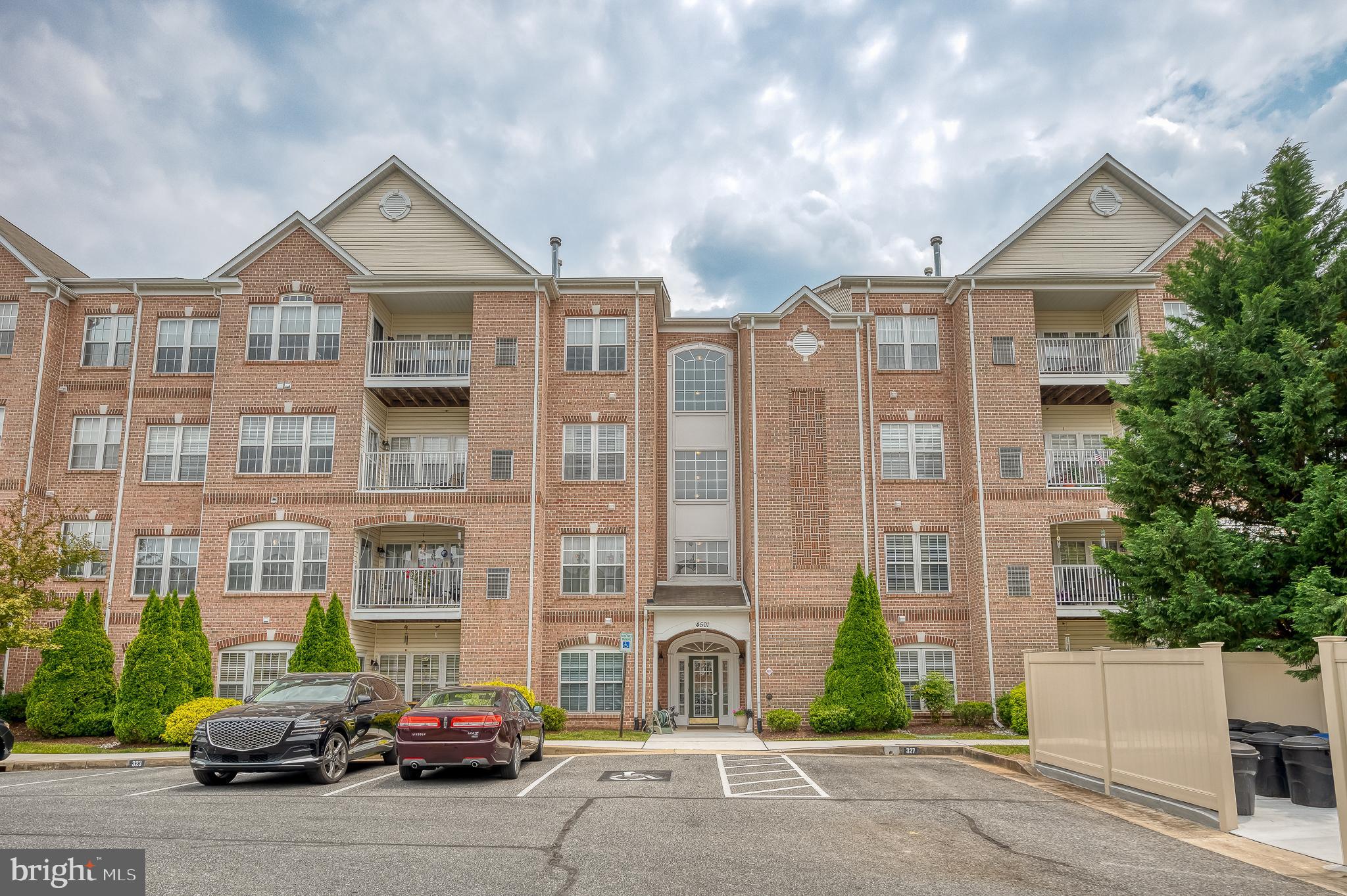 PERRY HALL FARMS - Residential