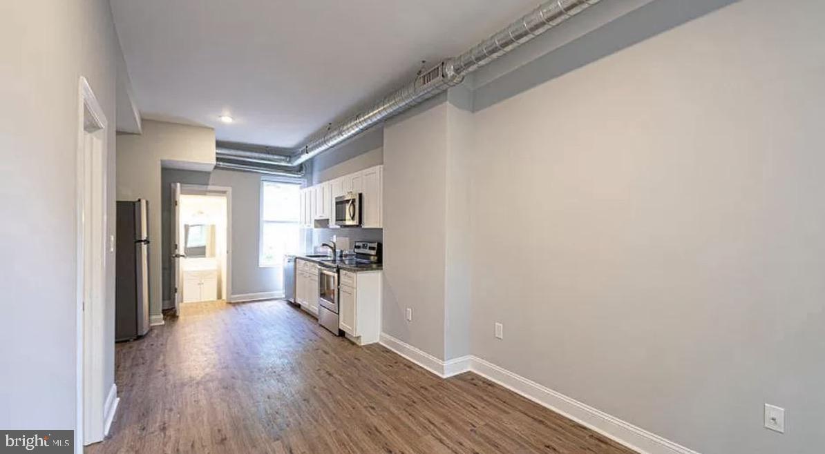 FAIRMOUNT - Residential Lease