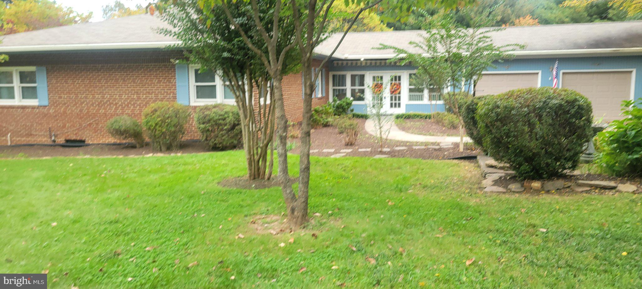 10605 MOORE DRIVE