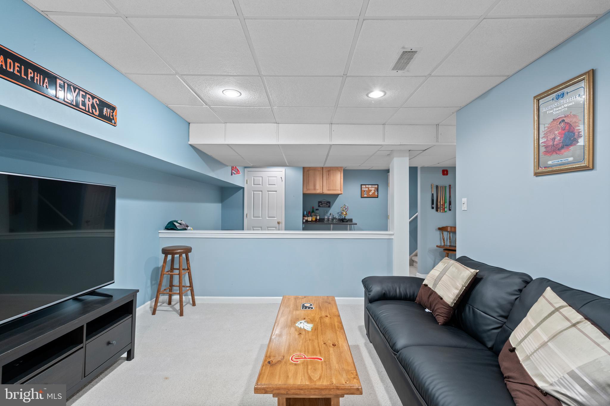 MAKEFIELD GLEN - Residential