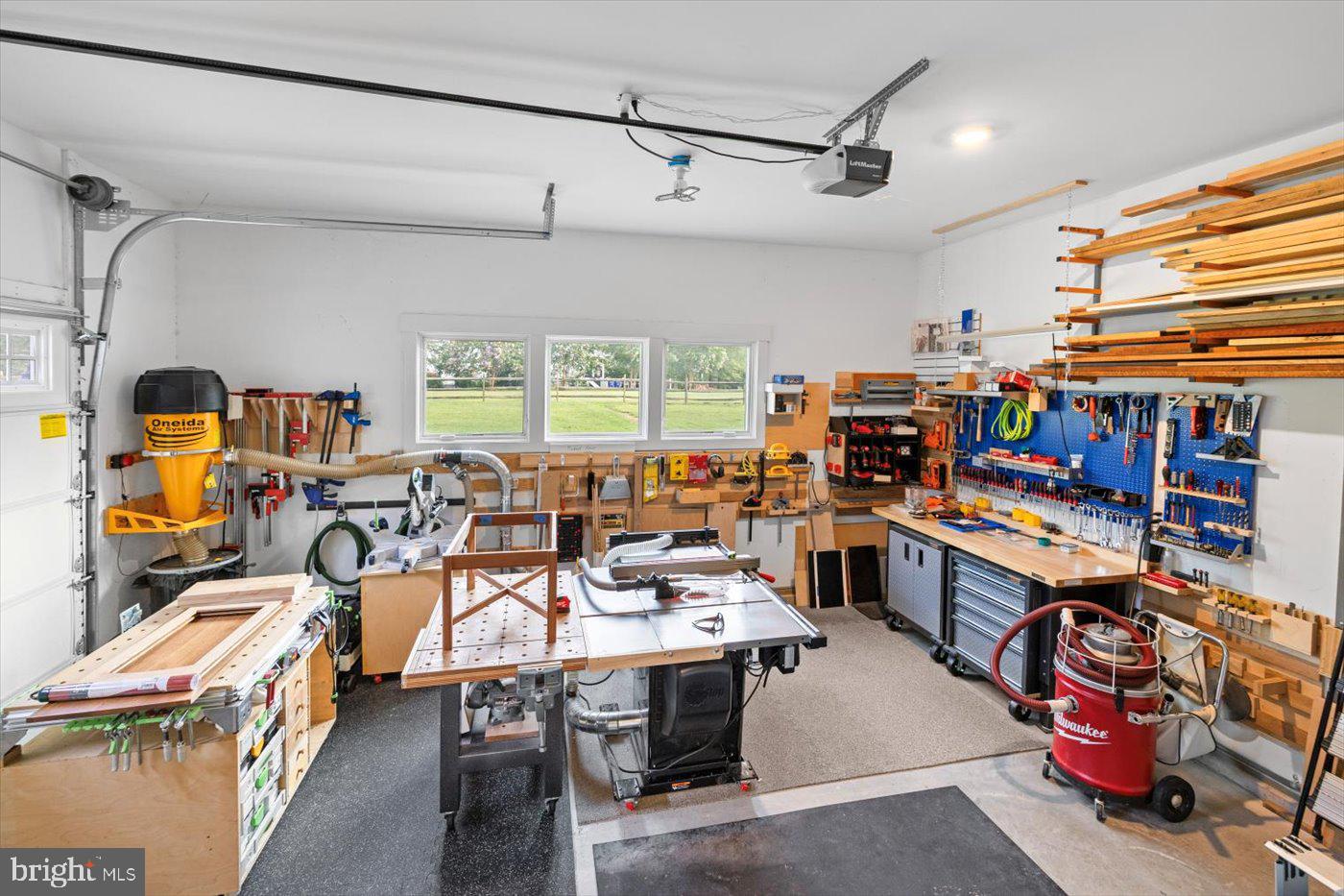 NOAHS LANDING - Residential