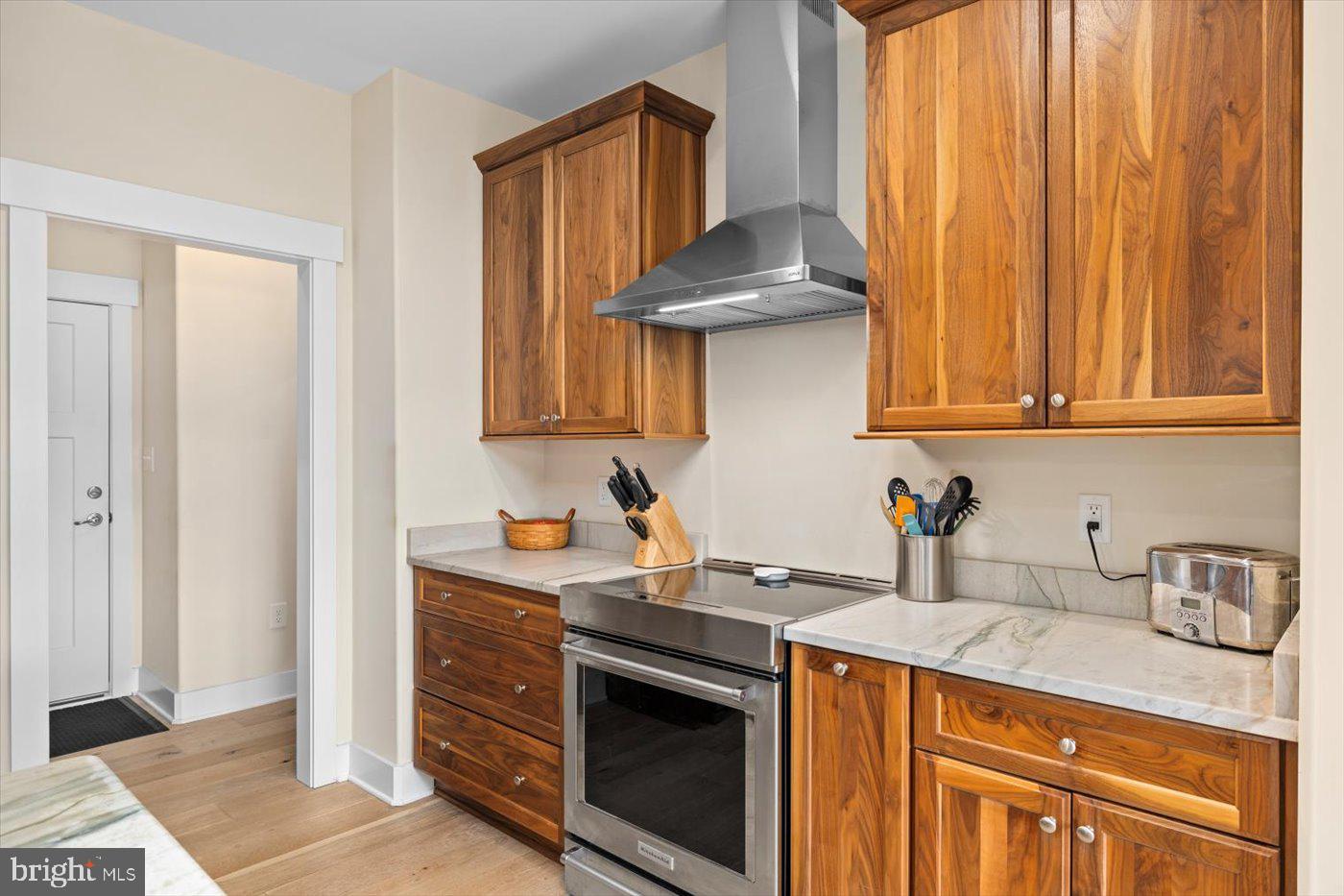 NOAHS LANDING - Residential