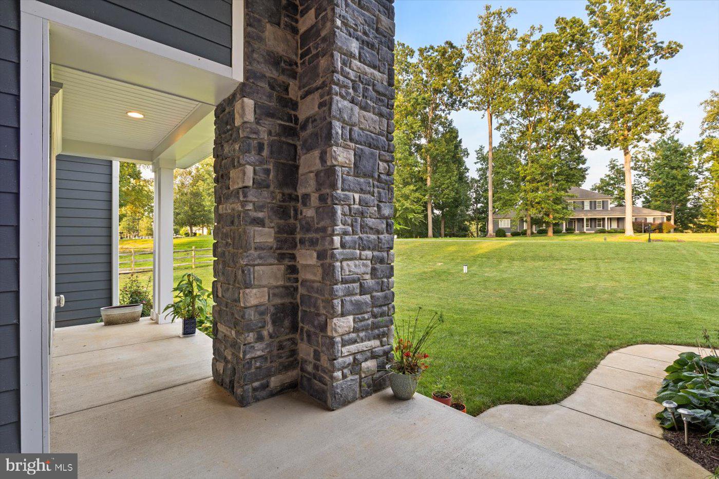 NOAHS LANDING - Residential