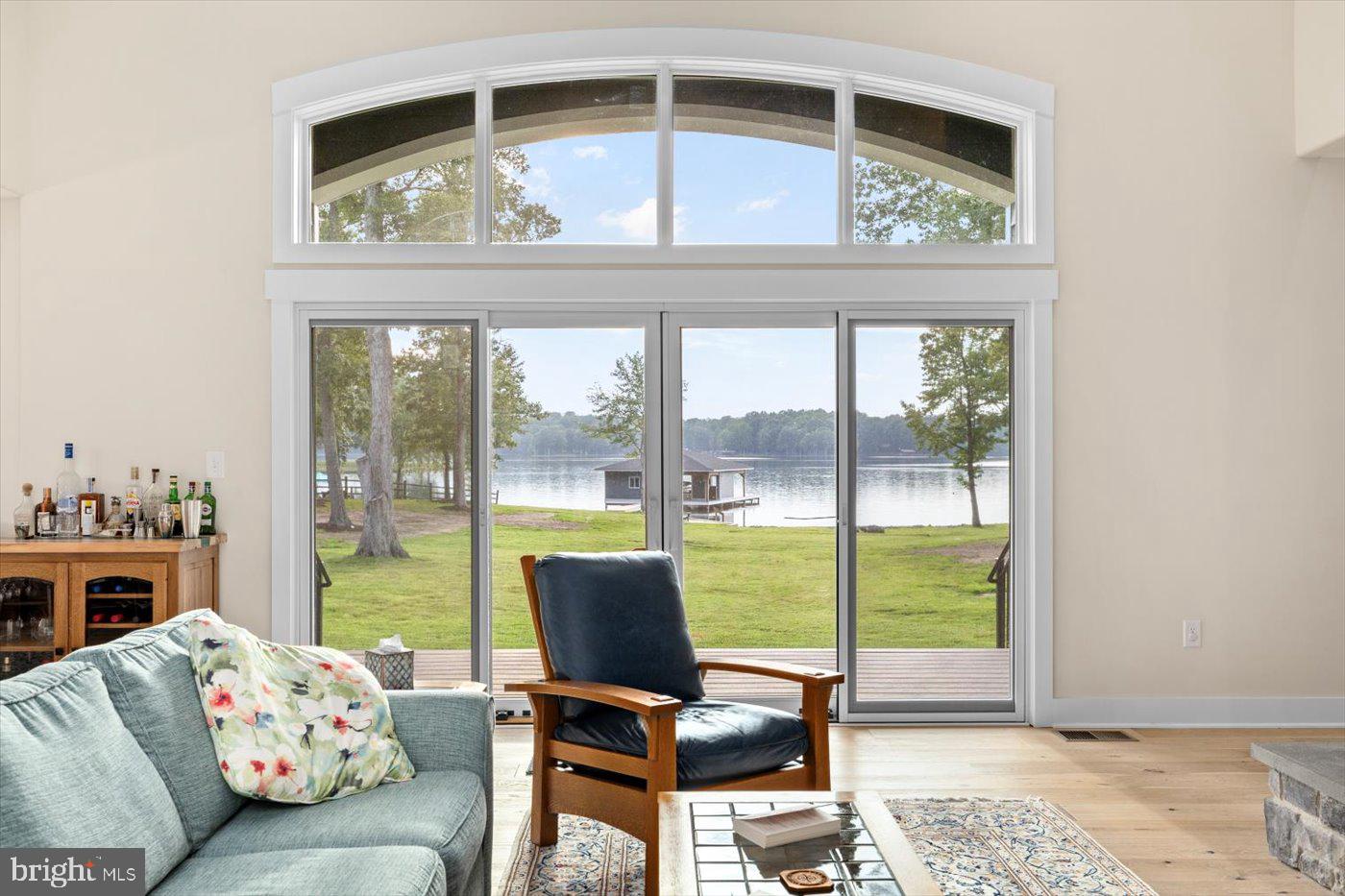 NOAHS LANDING - Residential