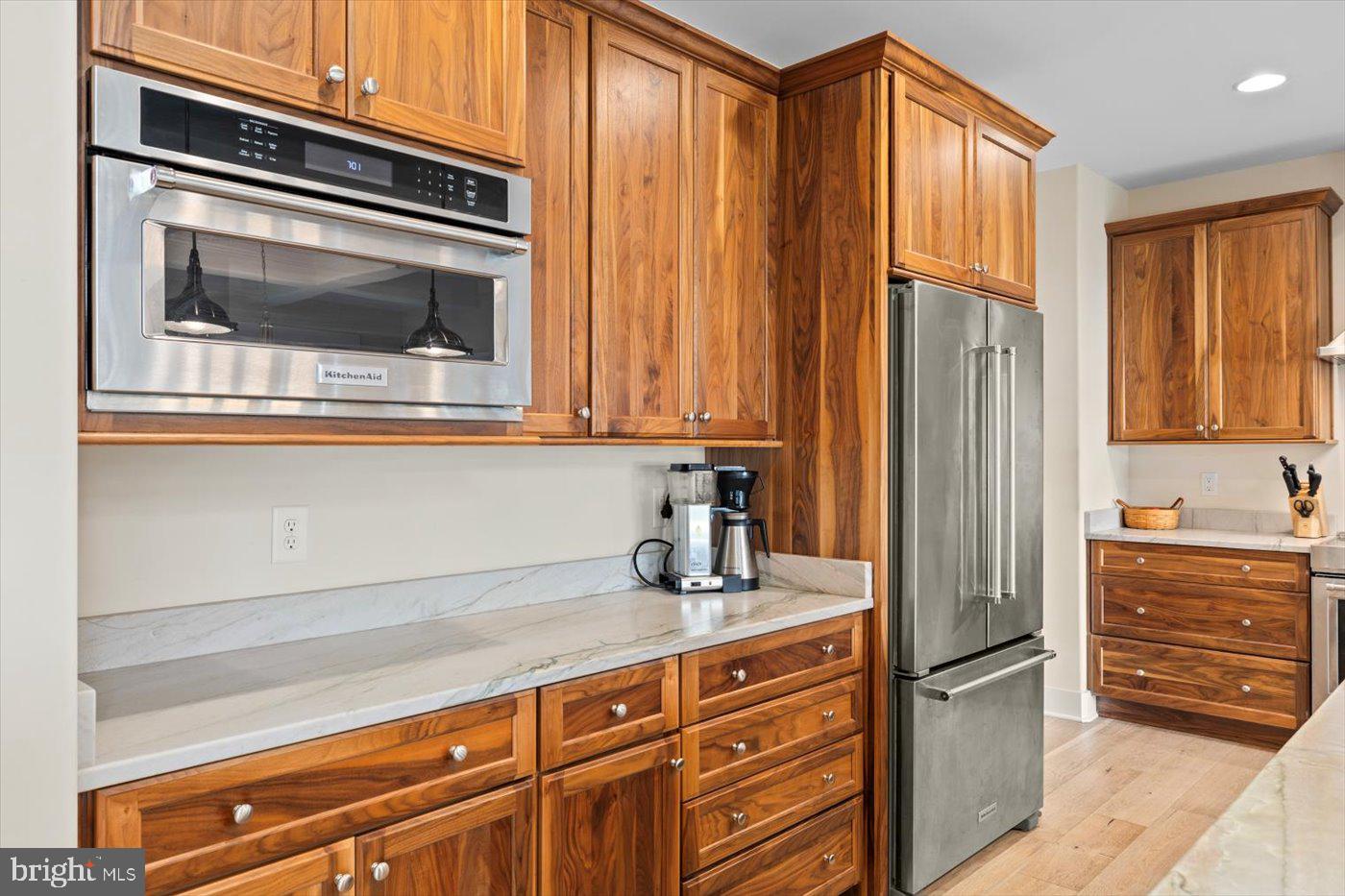 NOAHS LANDING - Residential