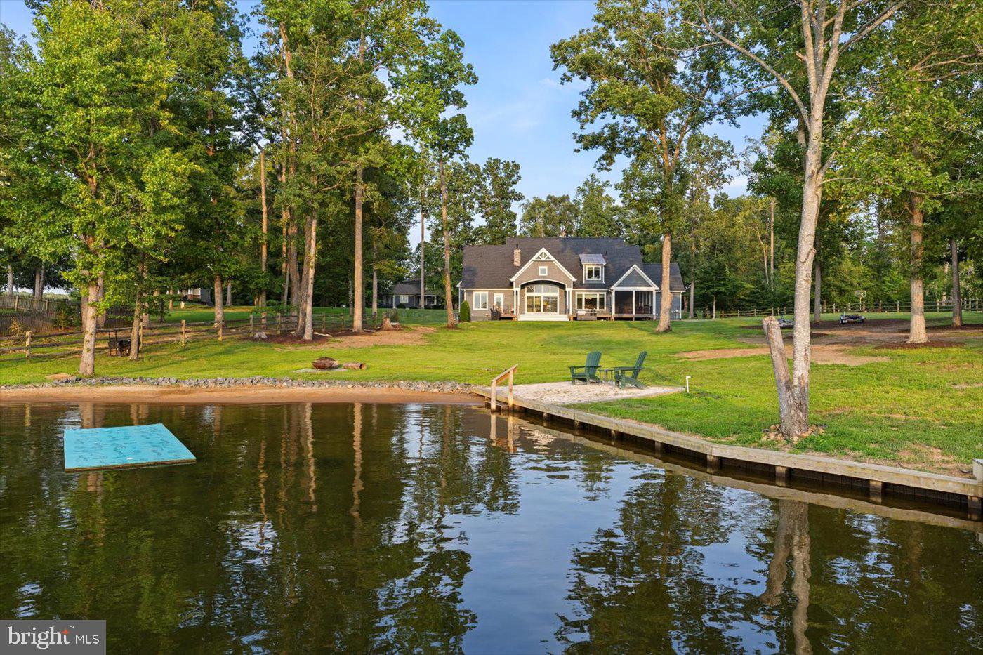 NOAHS LANDING - Residential