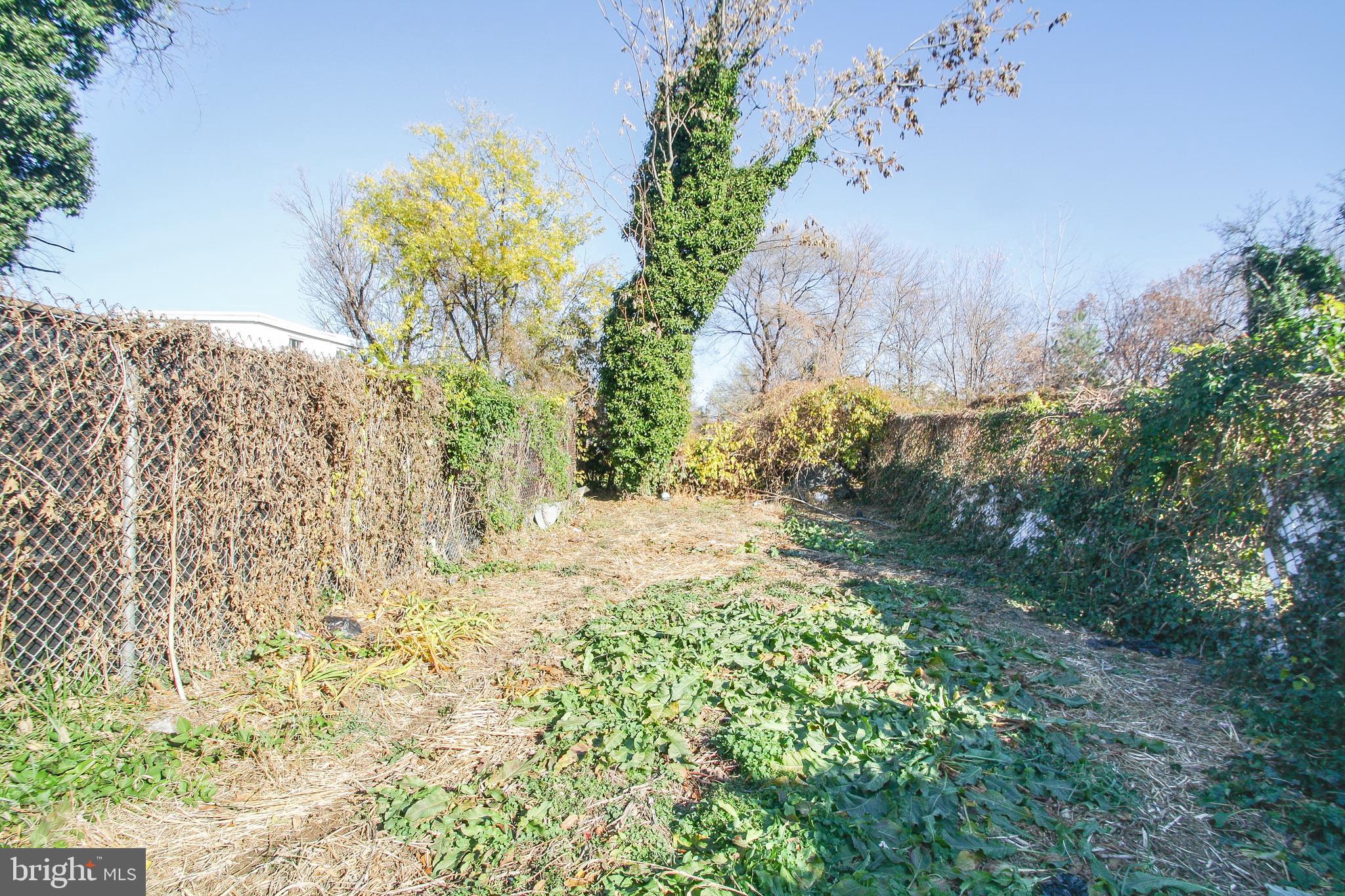 GERMANTOWN (EAST) - Residential