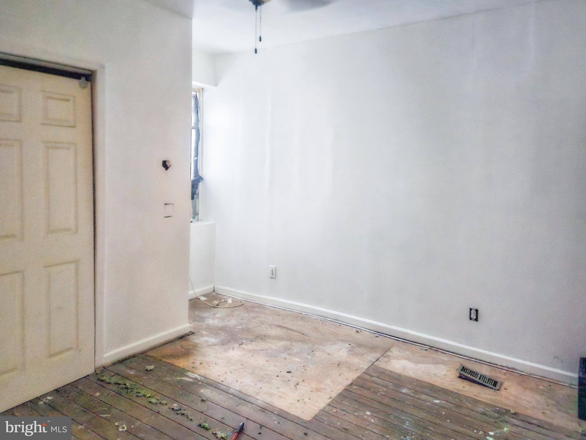 GERMANTOWN (EAST) - Residential