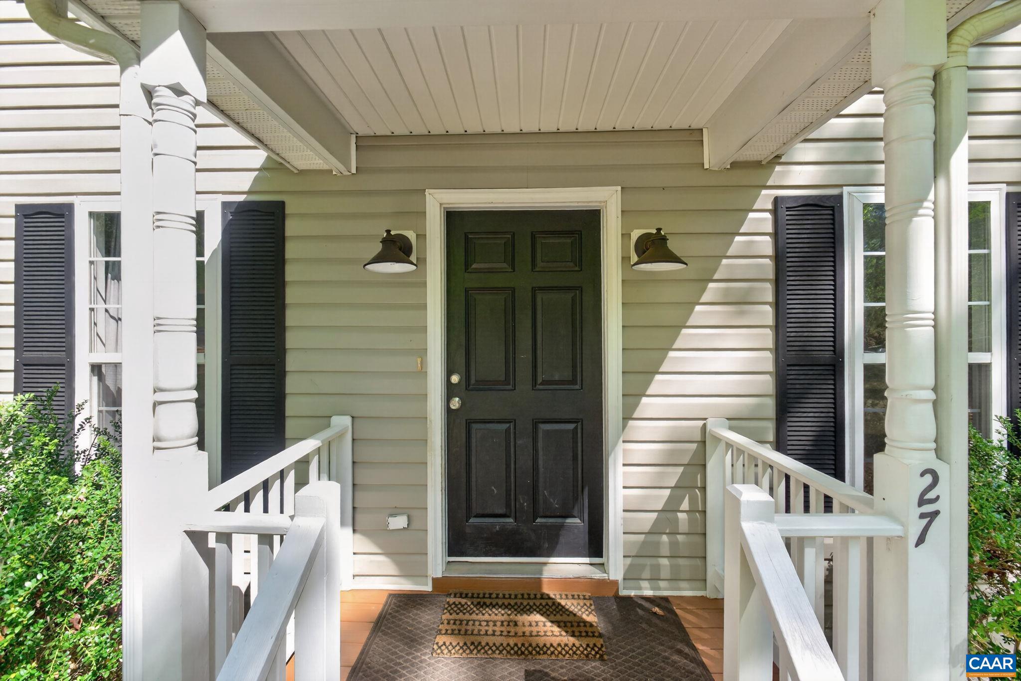 LAKE MONTICELLO - Residential