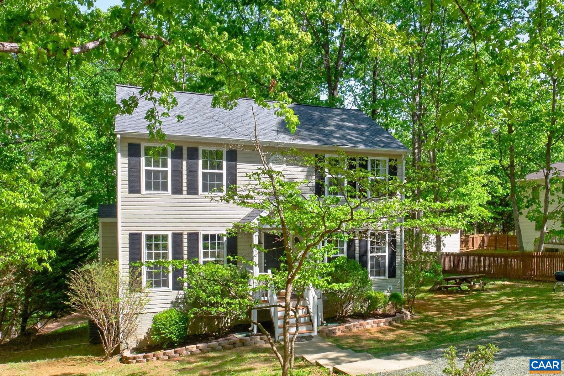 LAKE MONTICELLO - Residential