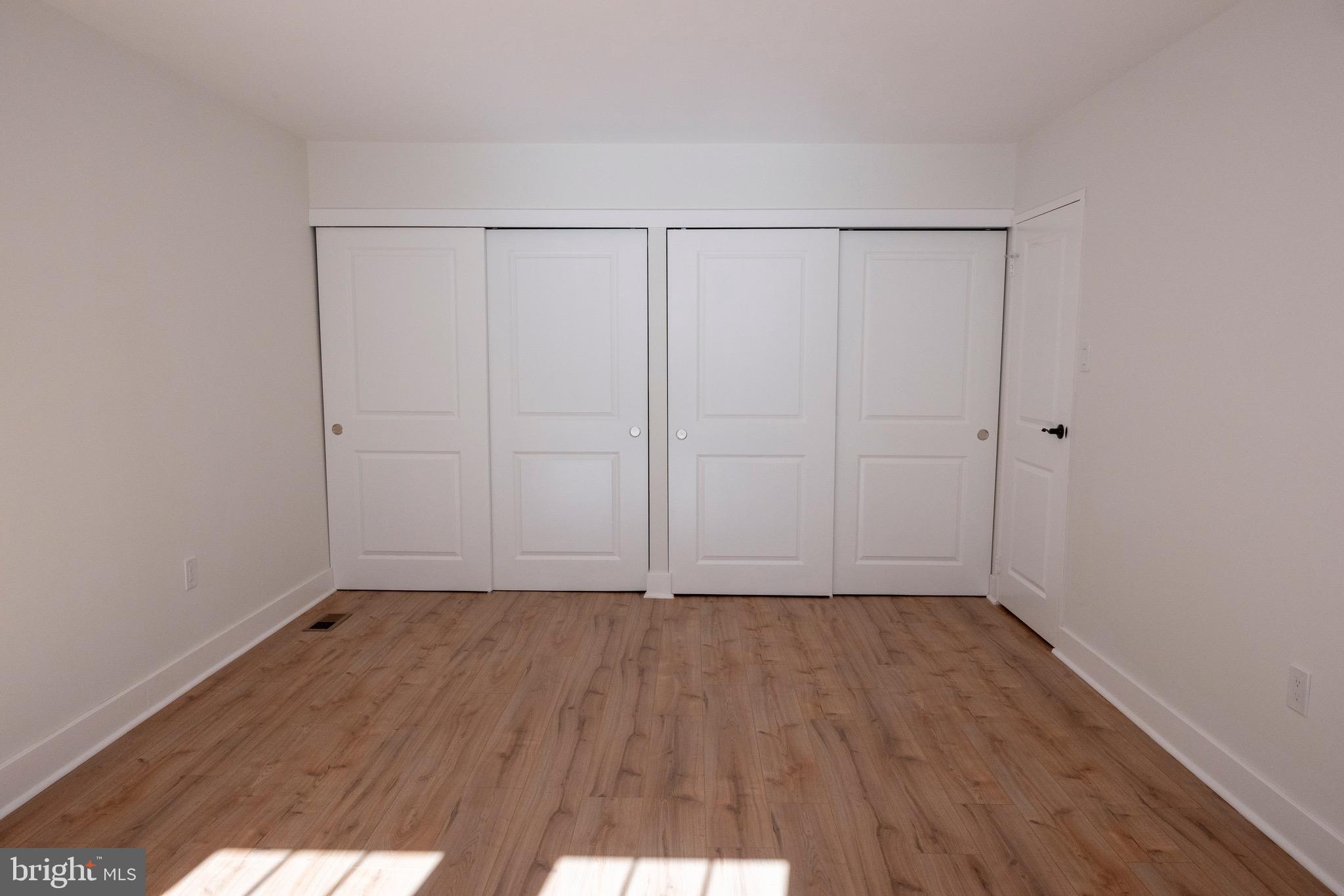 BELLS CORNER - Residential