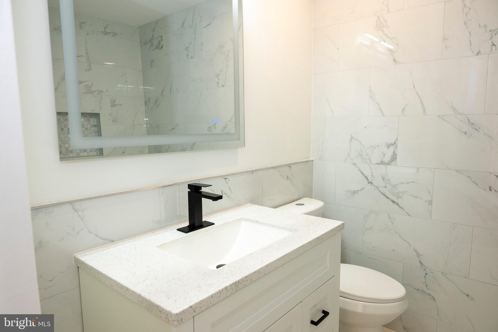 2201 STRAHLE STREET 00 D3