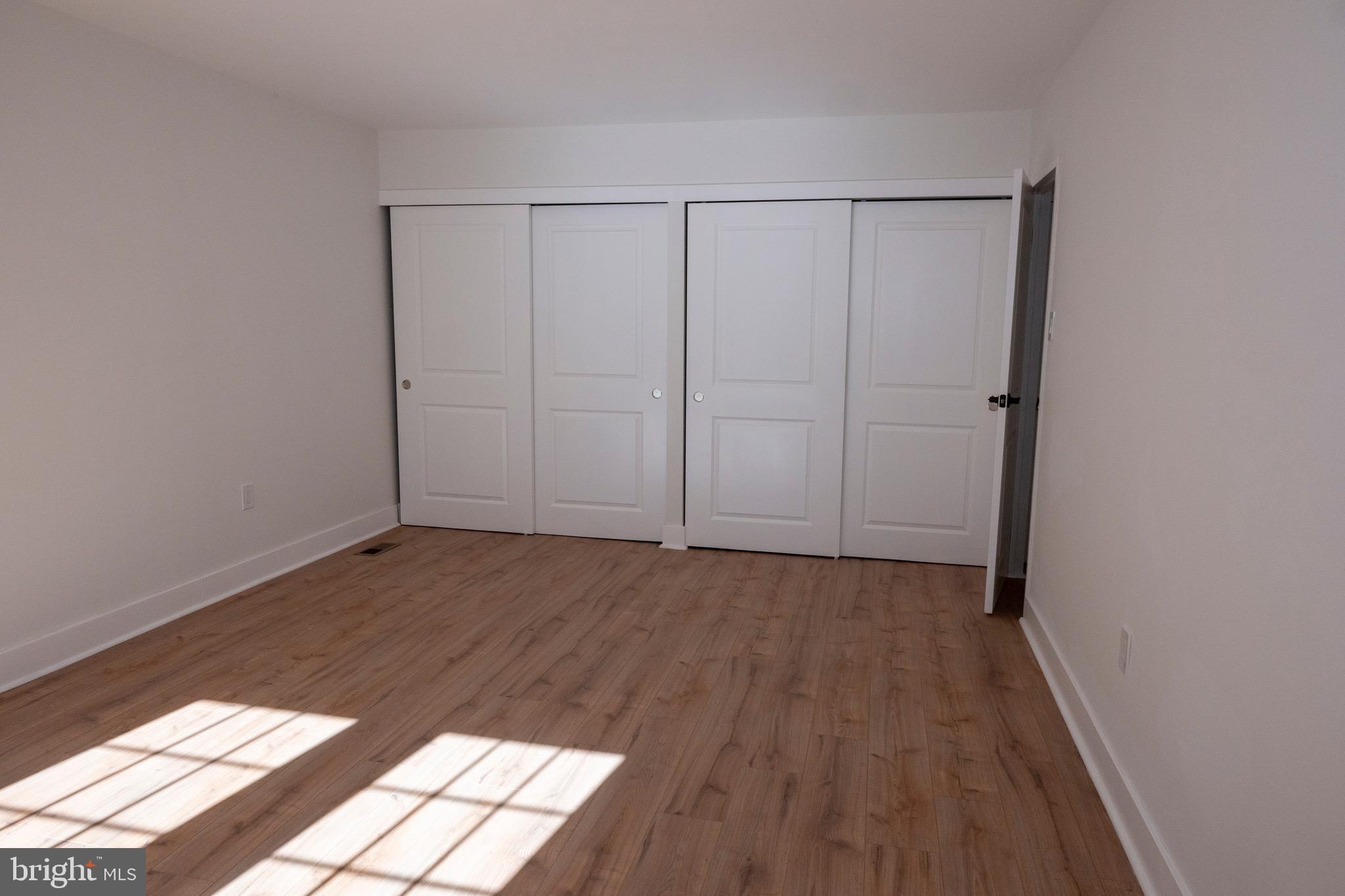 BELLS CORNER - Residential