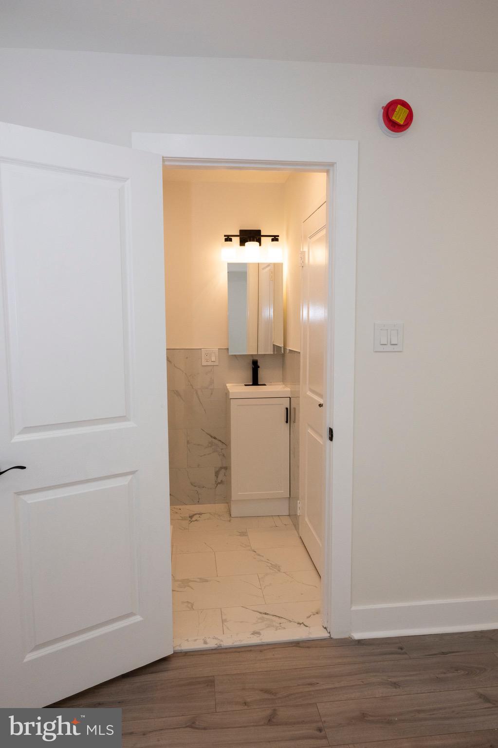 BELLS CORNER - Residential