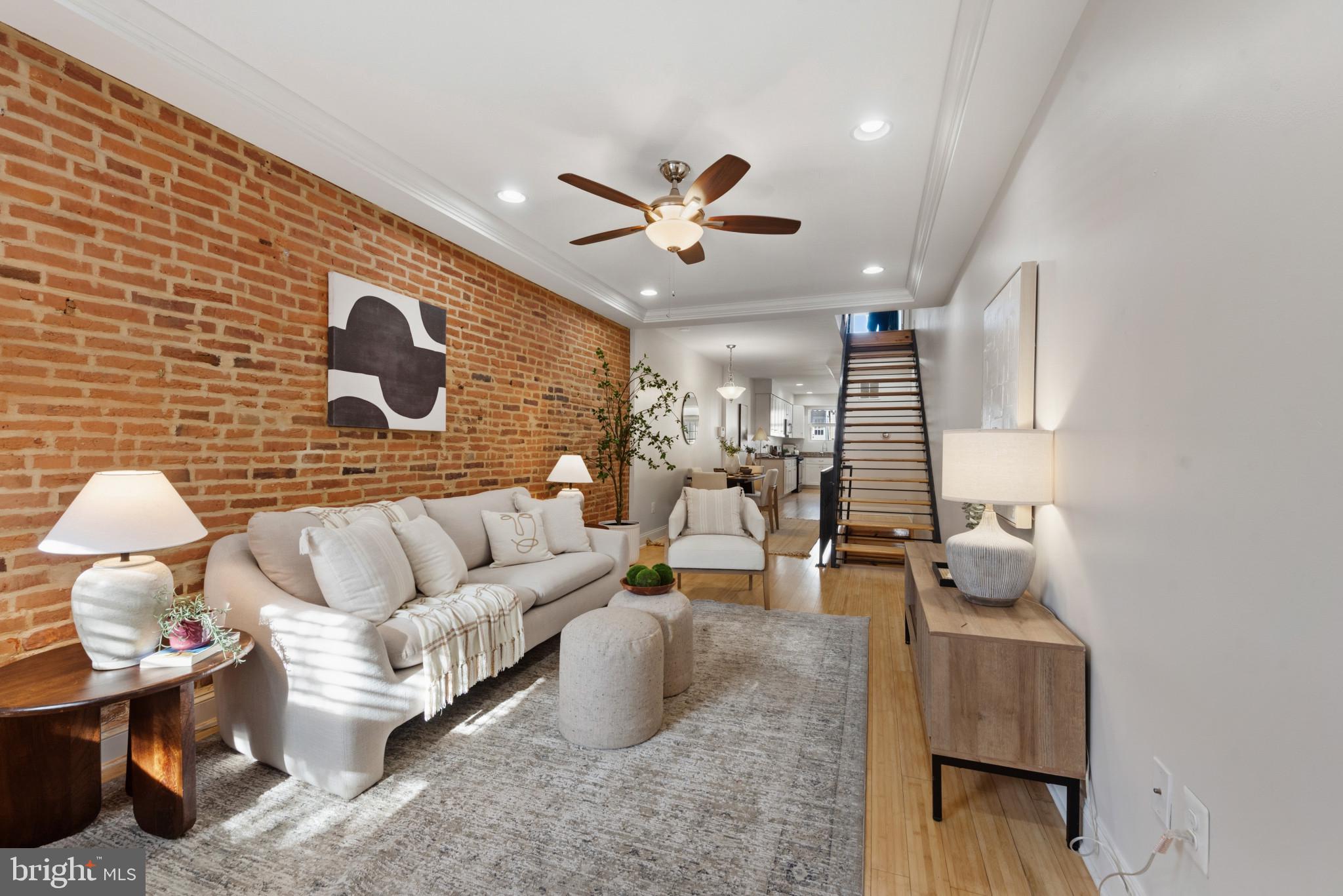 1434 ANDRE STREET