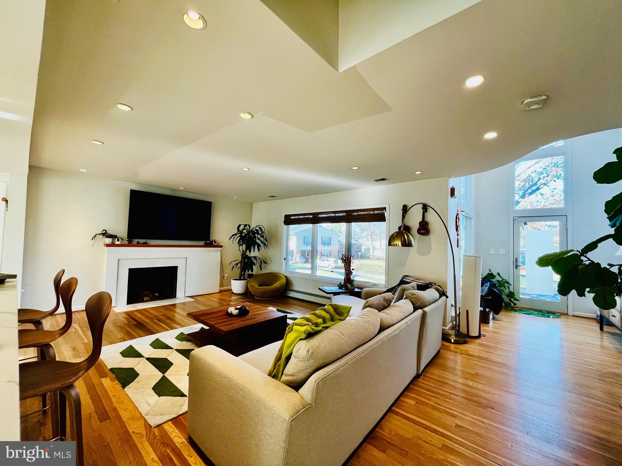 WEST LEWINSVILLE HEIGHTS - Residential Lease