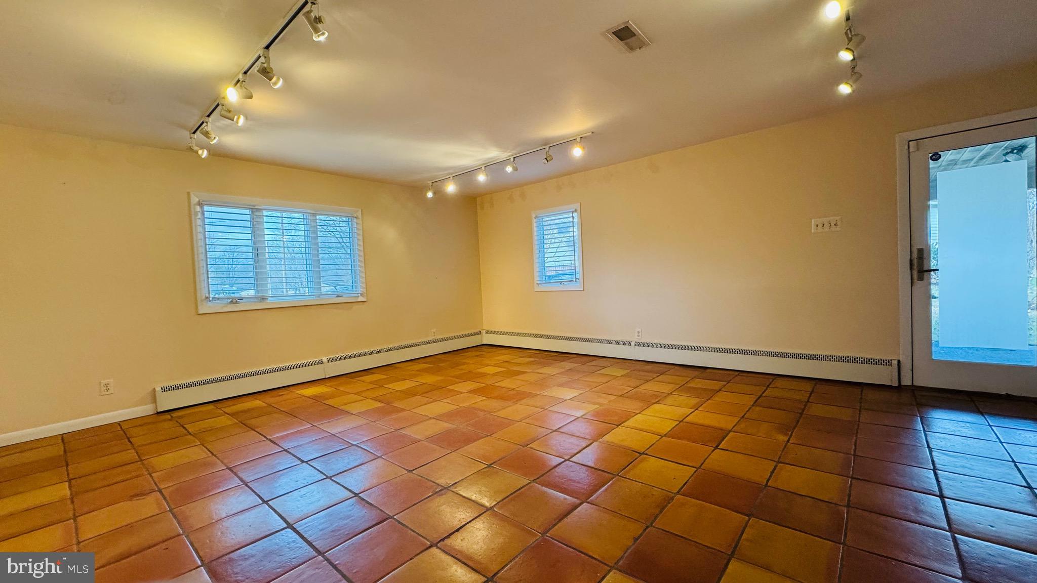 WEST LEWINSVILLE HEIGHTS - Residential Lease