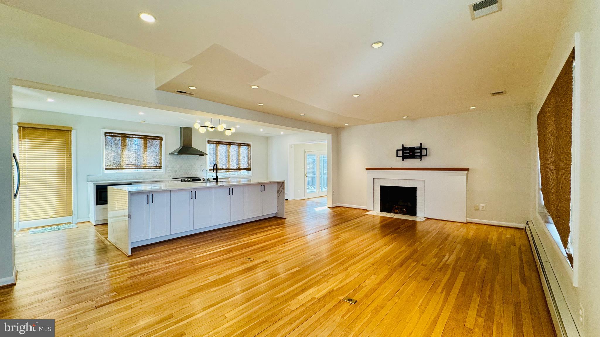 WEST LEWINSVILLE HEIGHTS - Residential Lease