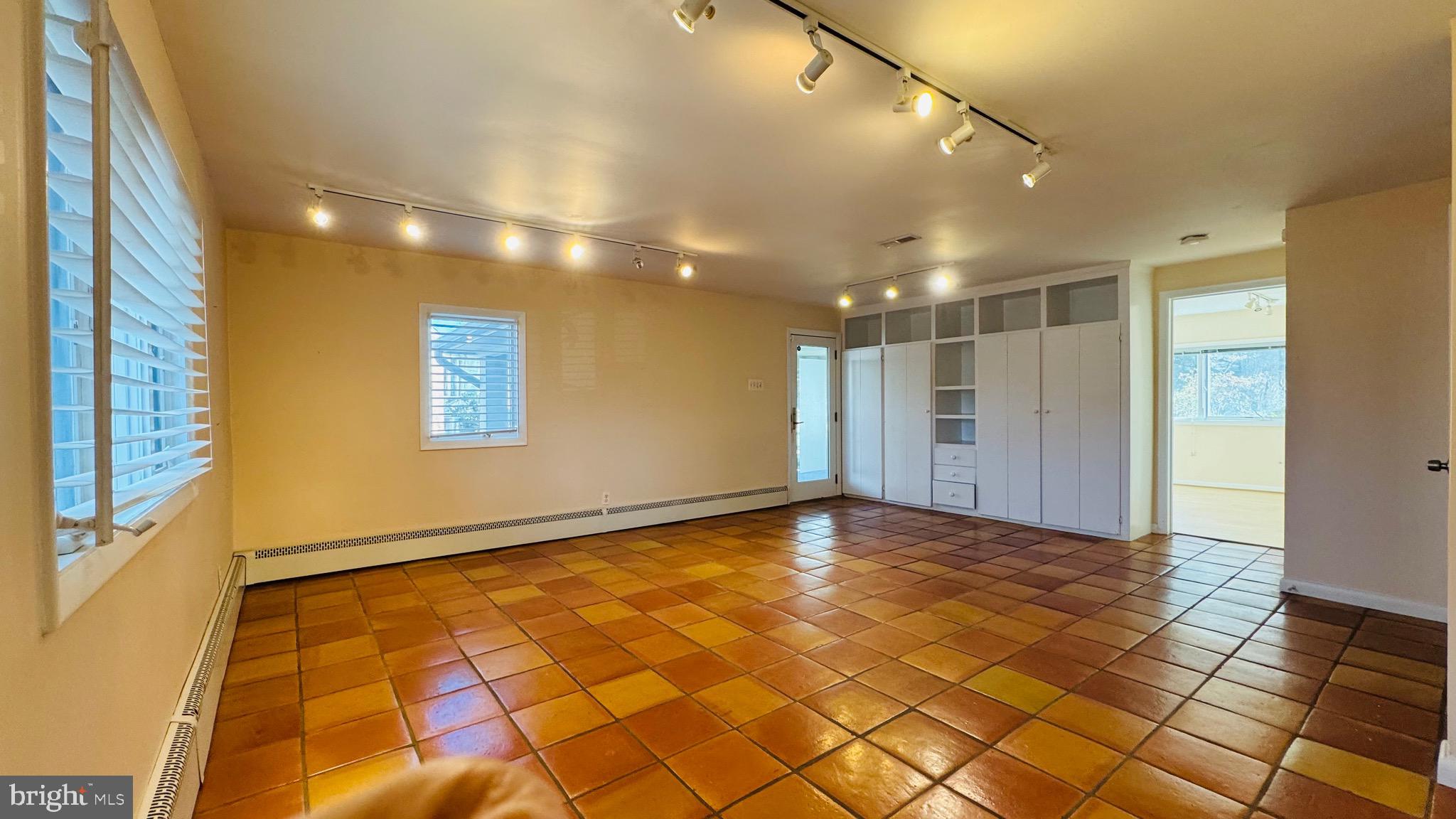 WEST LEWINSVILLE HEIGHTS - Residential Lease