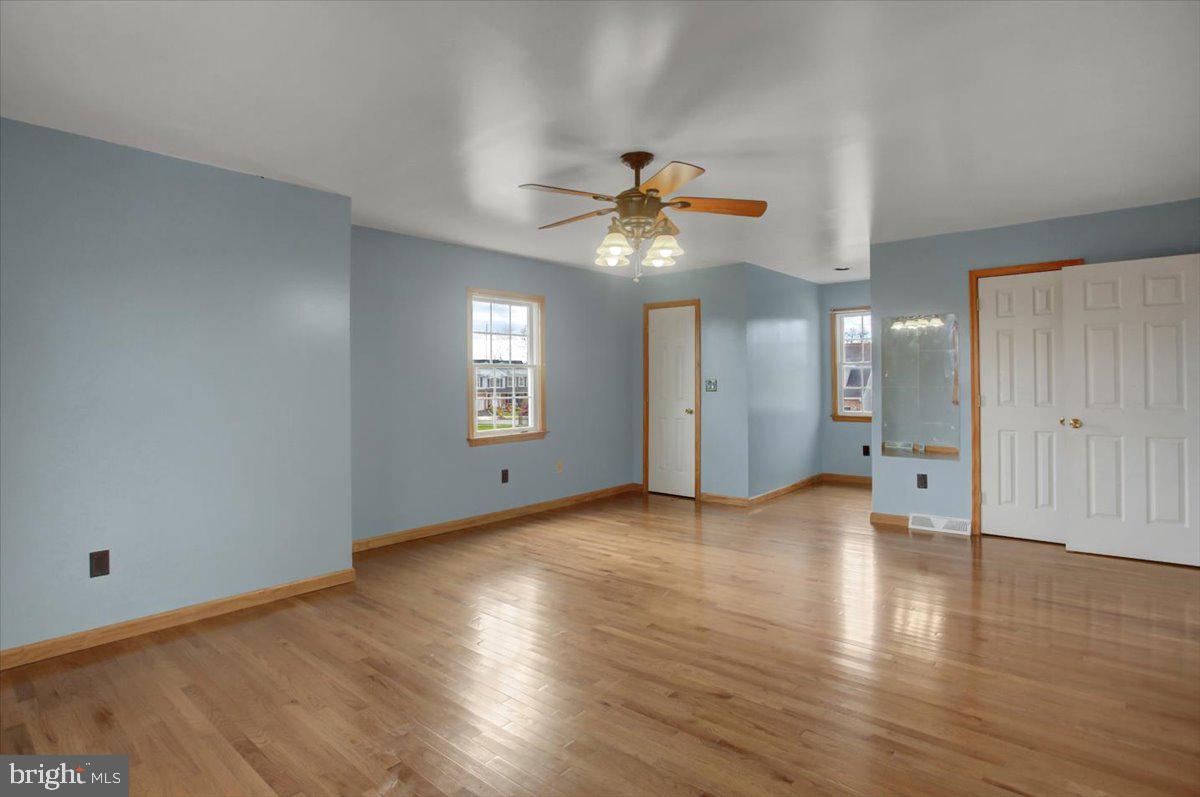 HALLWOOD HEIGHTS WEST - Residential