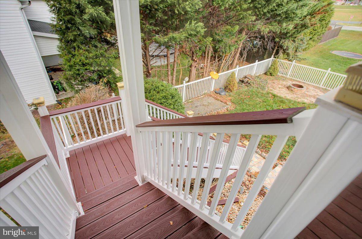 HALLWOOD HEIGHTS WEST - Residential