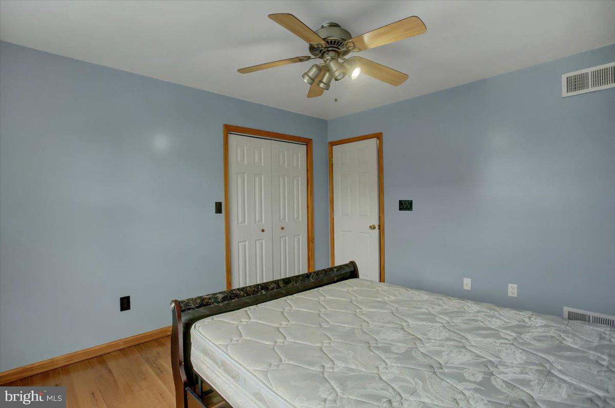 HALLWOOD HEIGHTS WEST - Residential