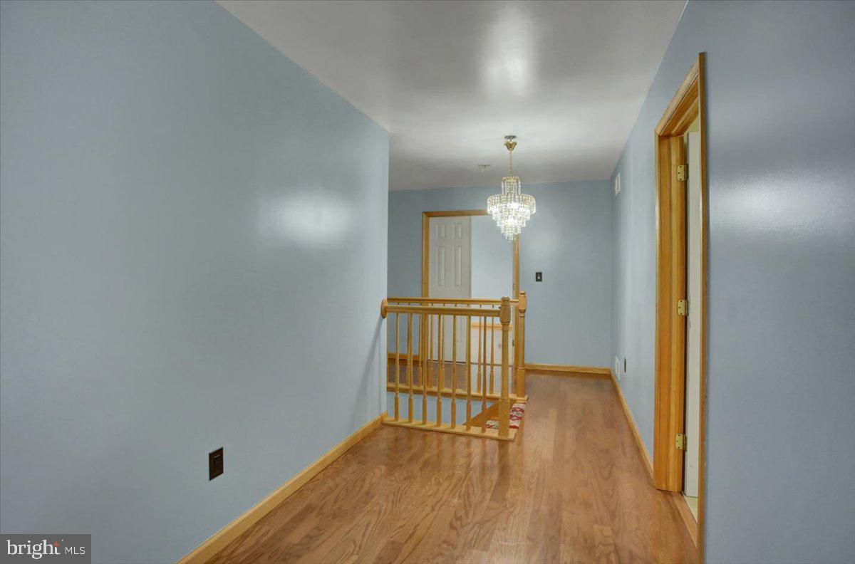 HALLWOOD HEIGHTS WEST - Residential