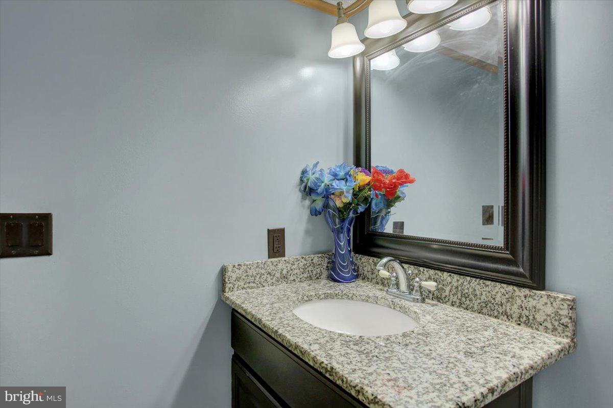 HALLWOOD HEIGHTS WEST - Residential