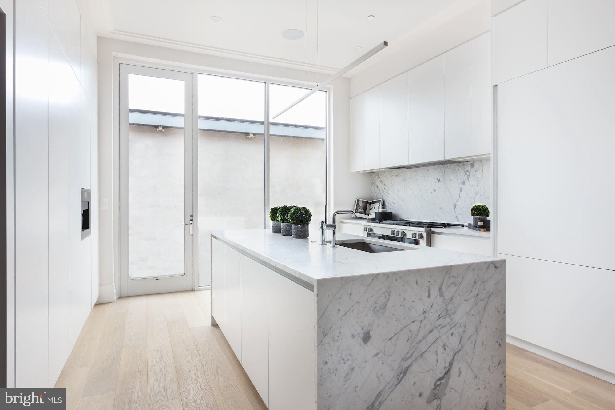 CAPITOL HILL - Residential