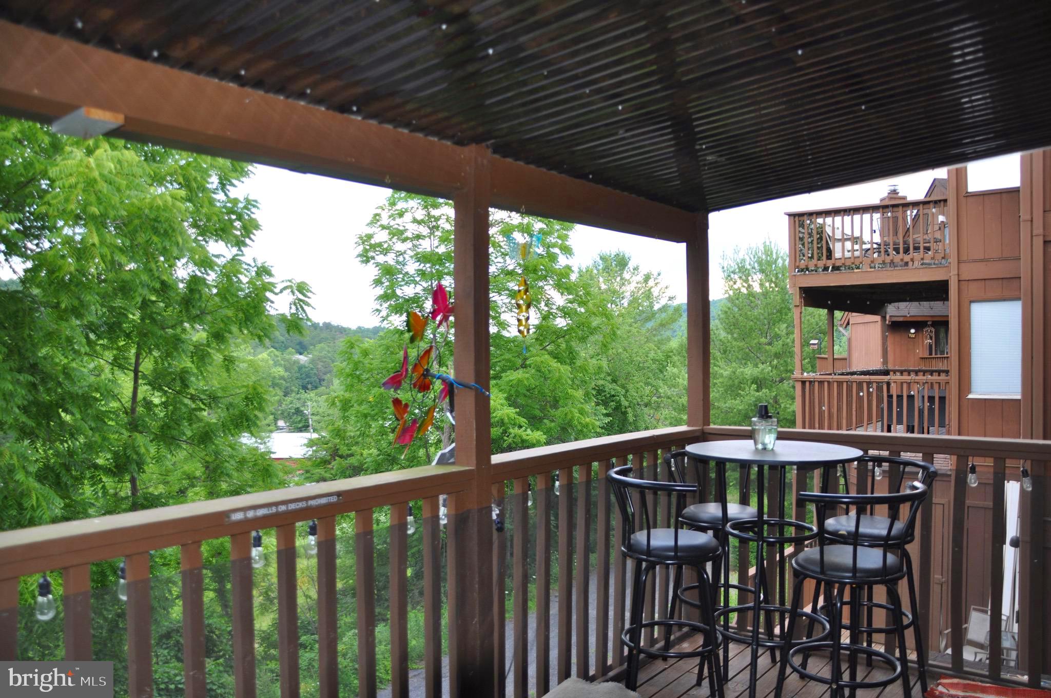 THE HILL CONDOS - Residential