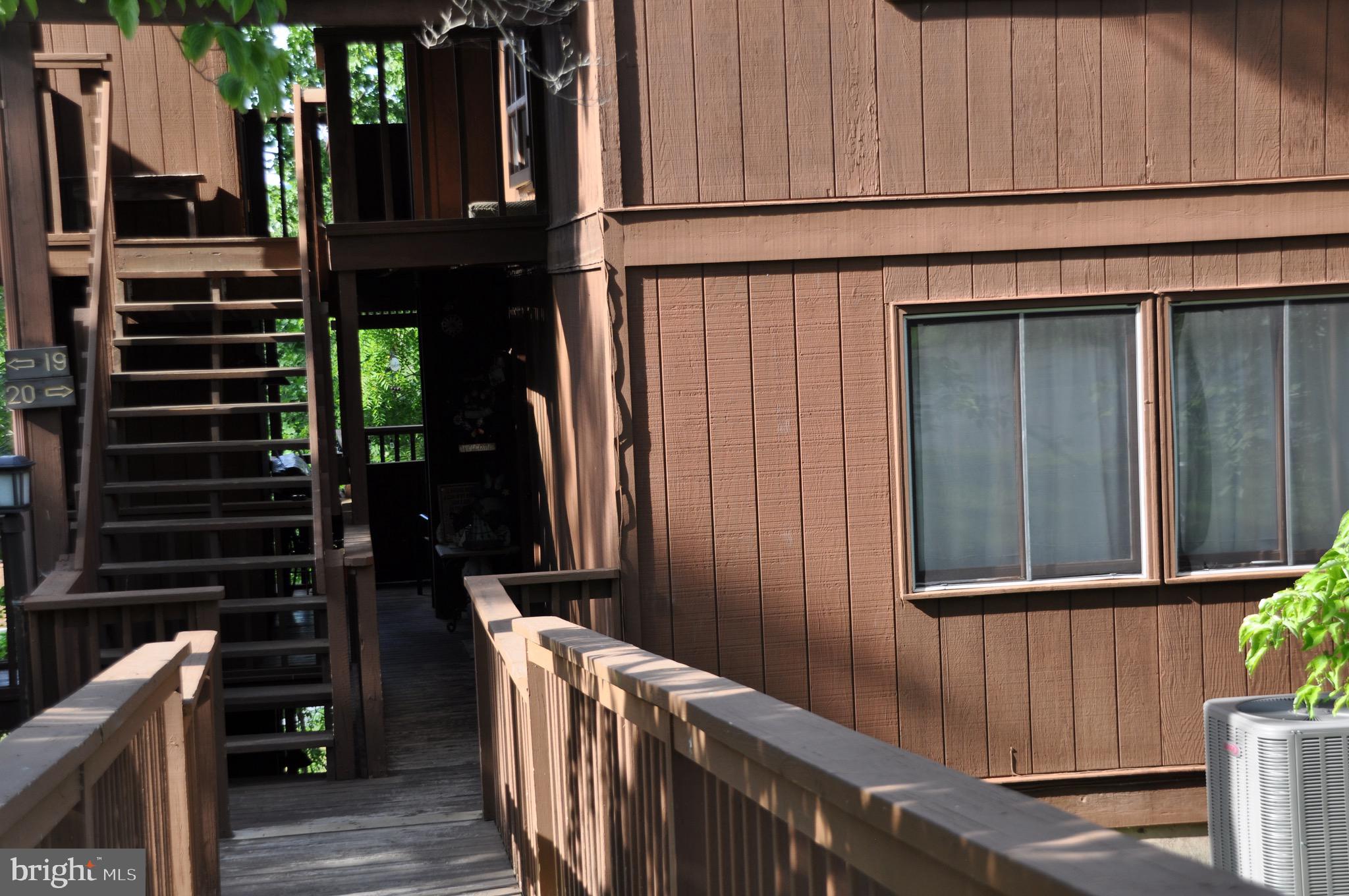 THE HILL CONDOS - Residential