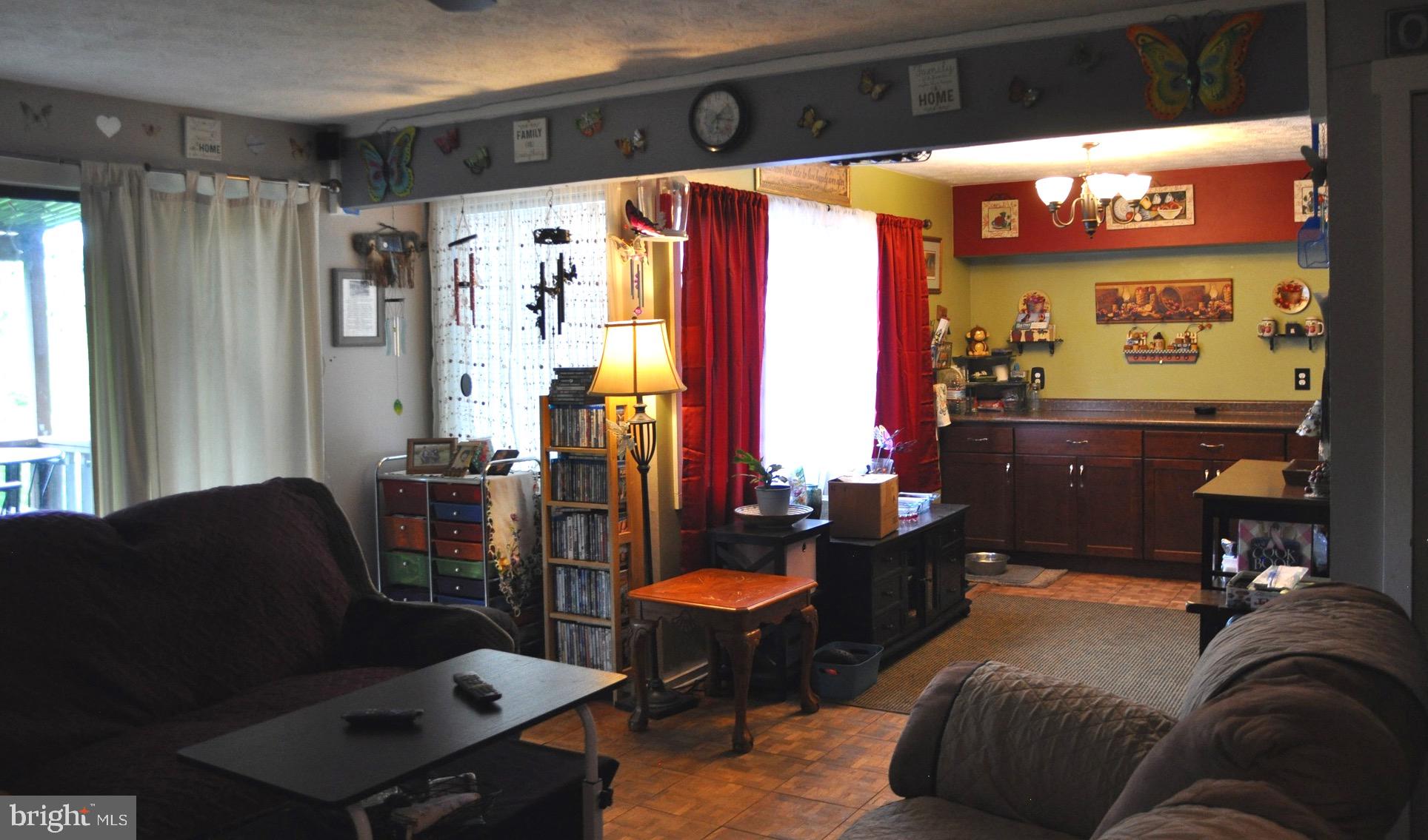 THE HILL CONDOS - Residential